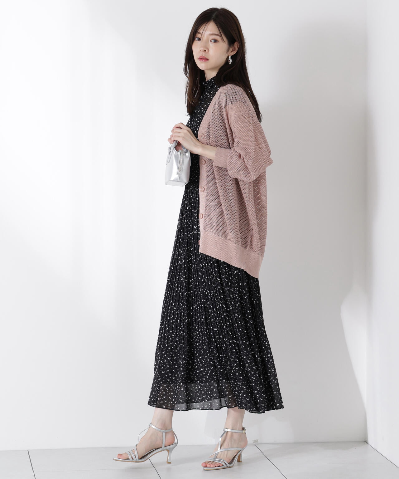 シフォン楊柳プリーツワンピース