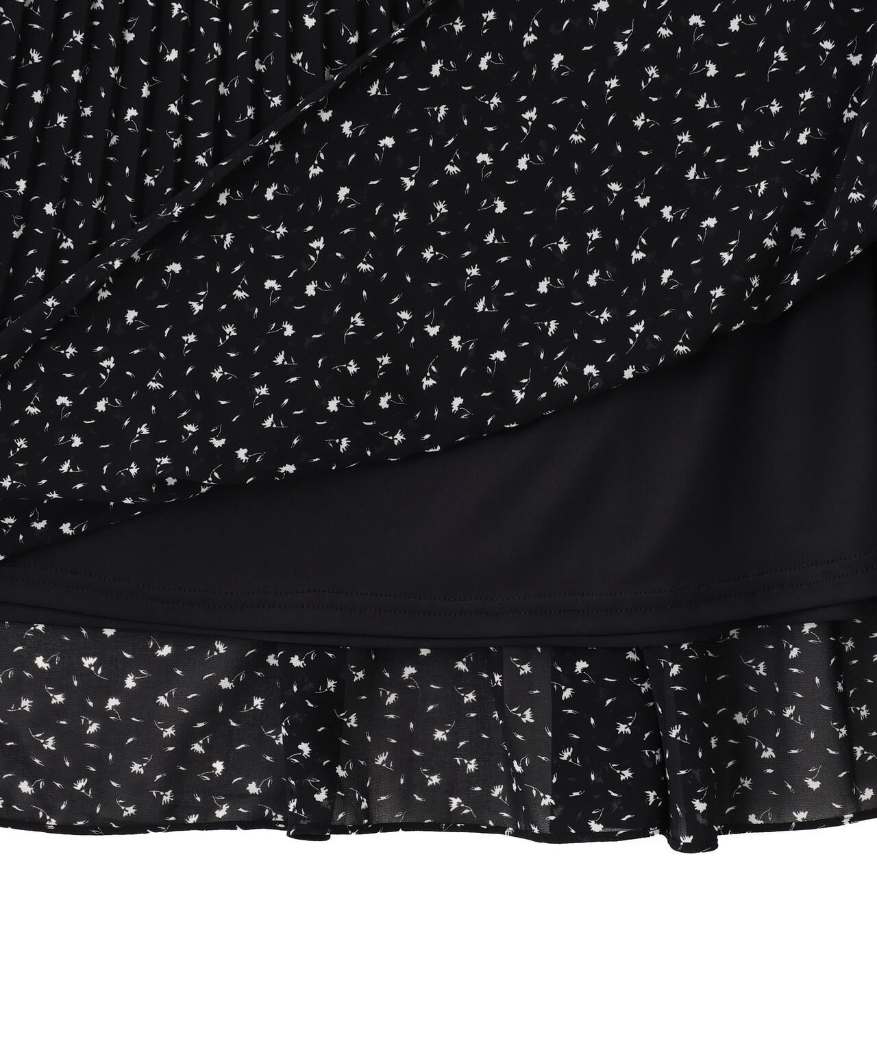 シフォン楊柳プリーツワンピース