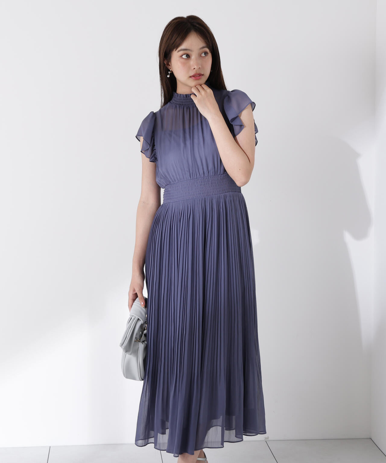 シフォン楊柳プリーツワンピース