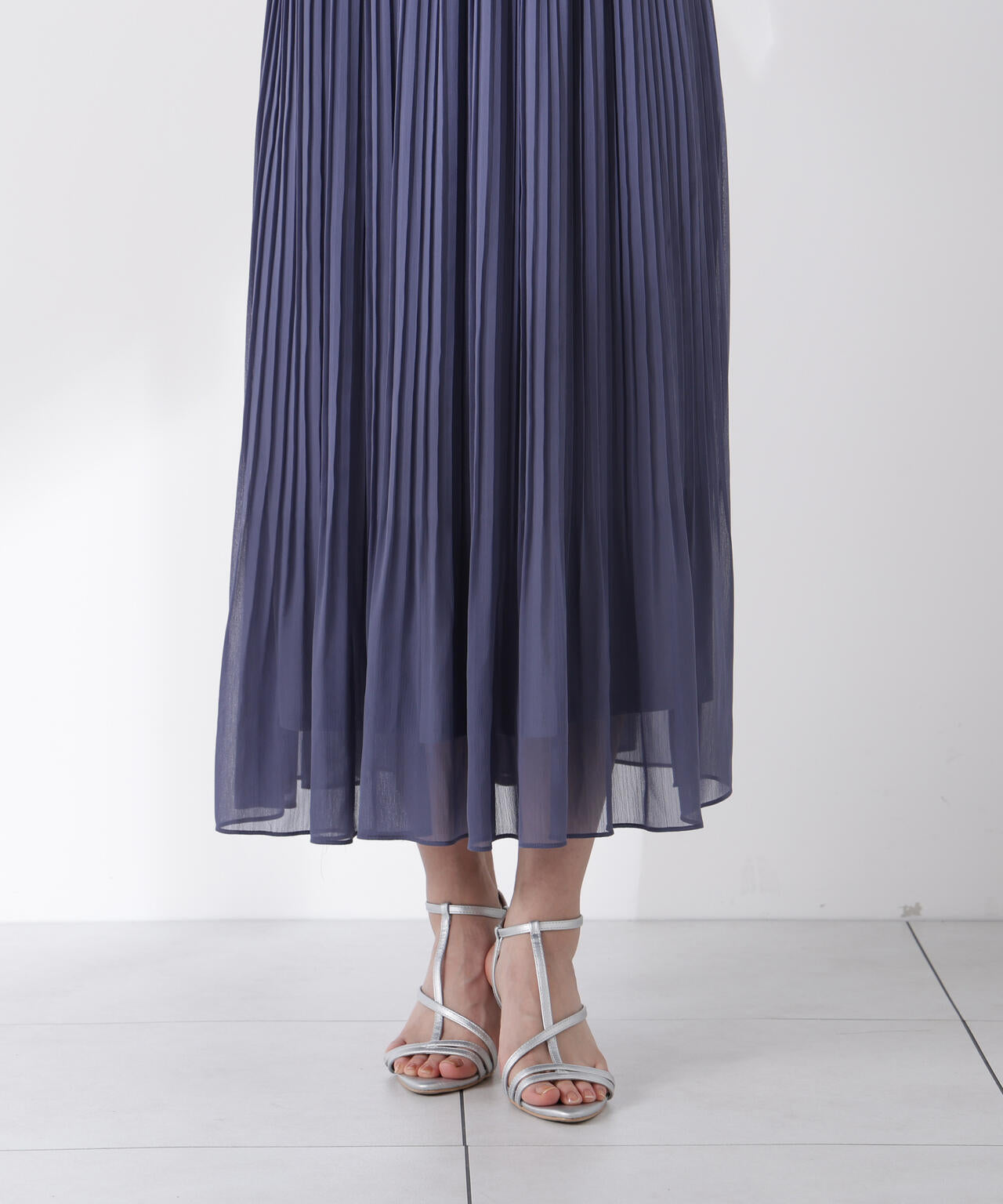 シフォン楊柳プリーツワンピース