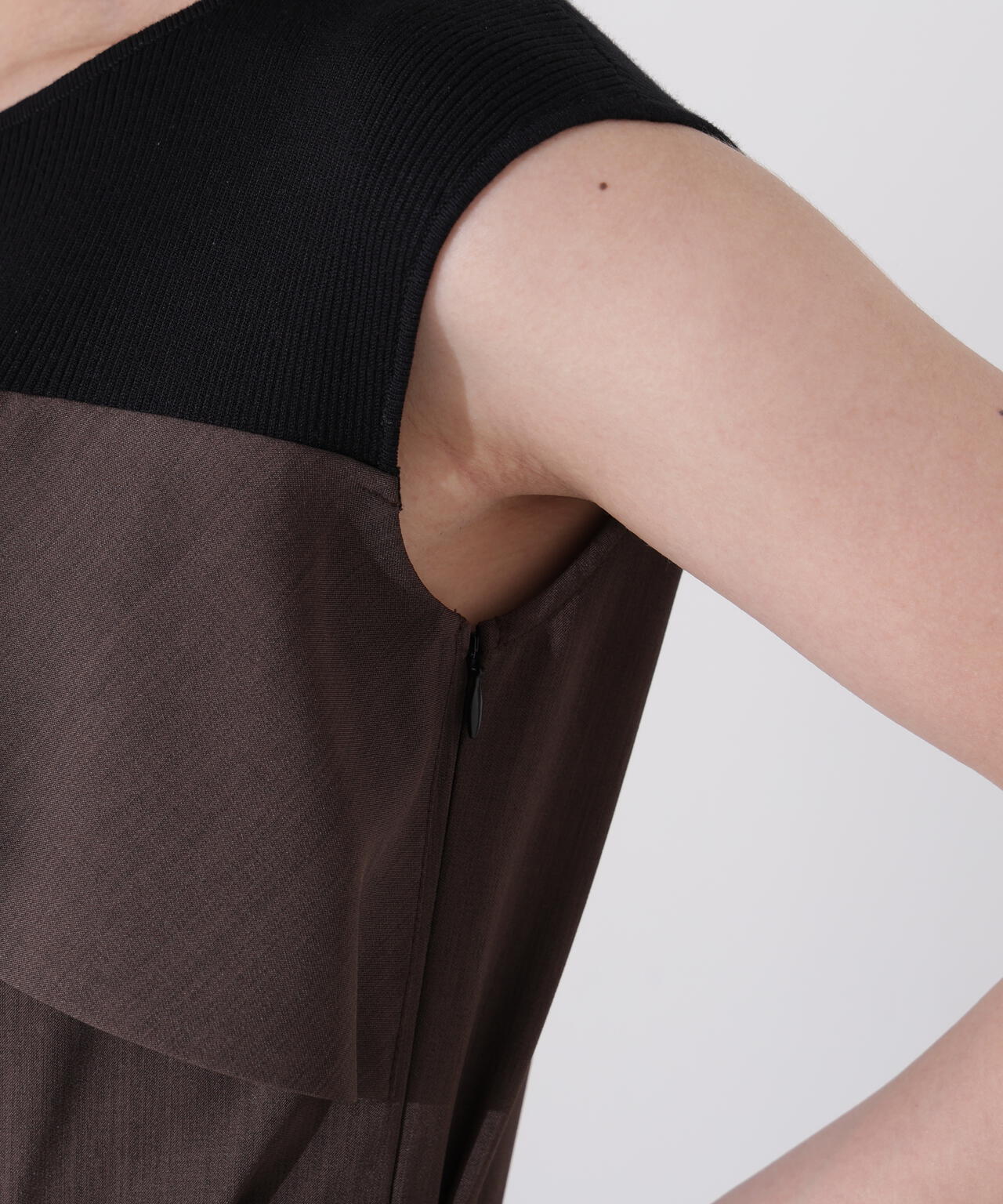 ニットドッキングレイヤード風ワンピース