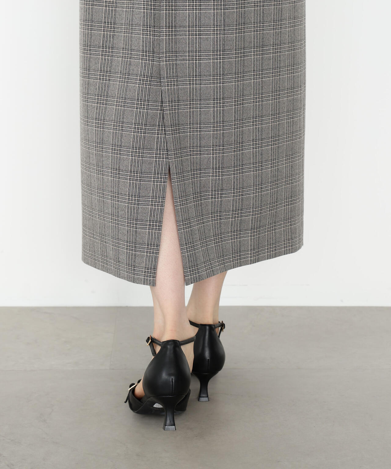 【松川星さん着用】フリルショルダーワンピース