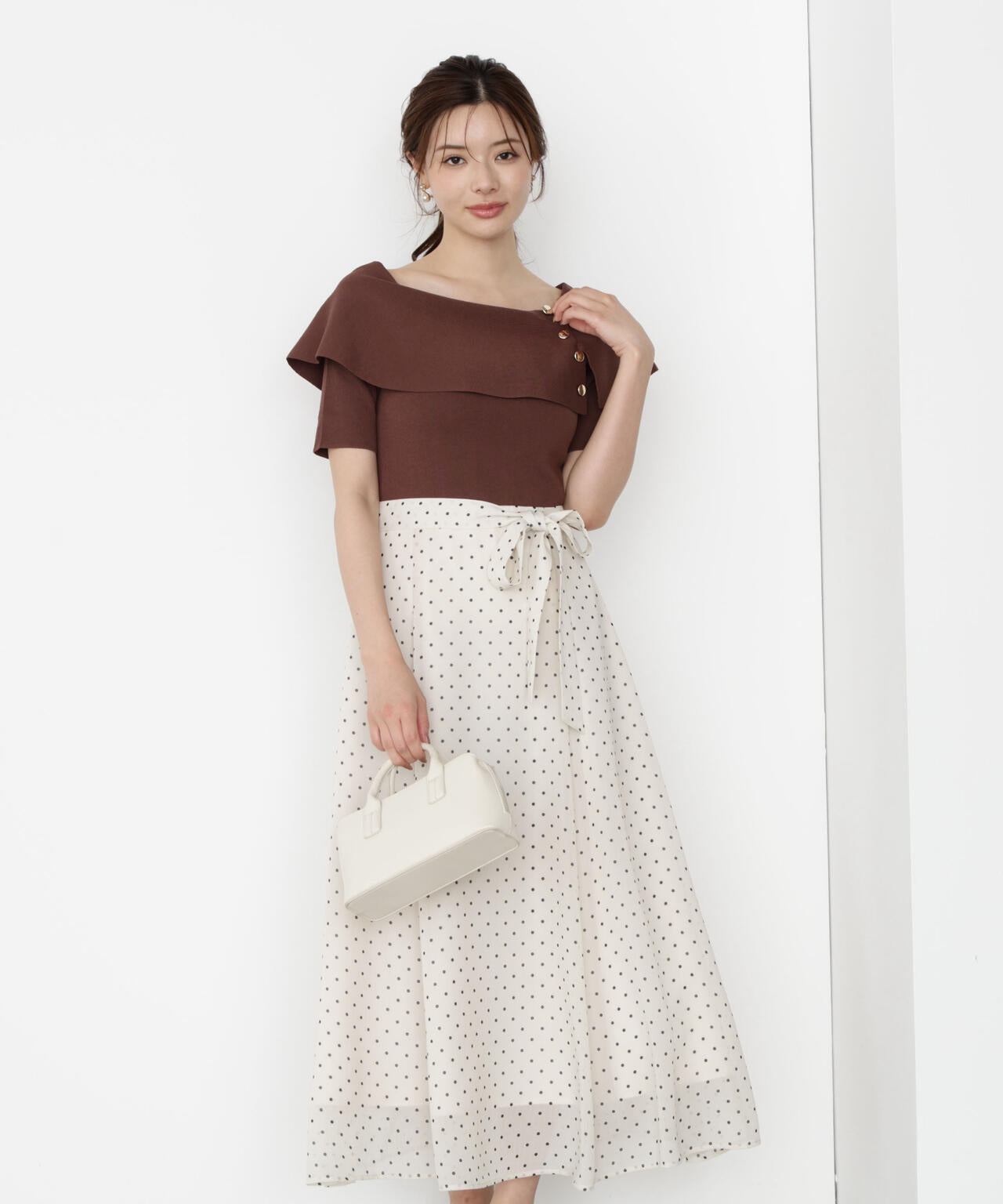 ケープ風ニットドッキングワンピース