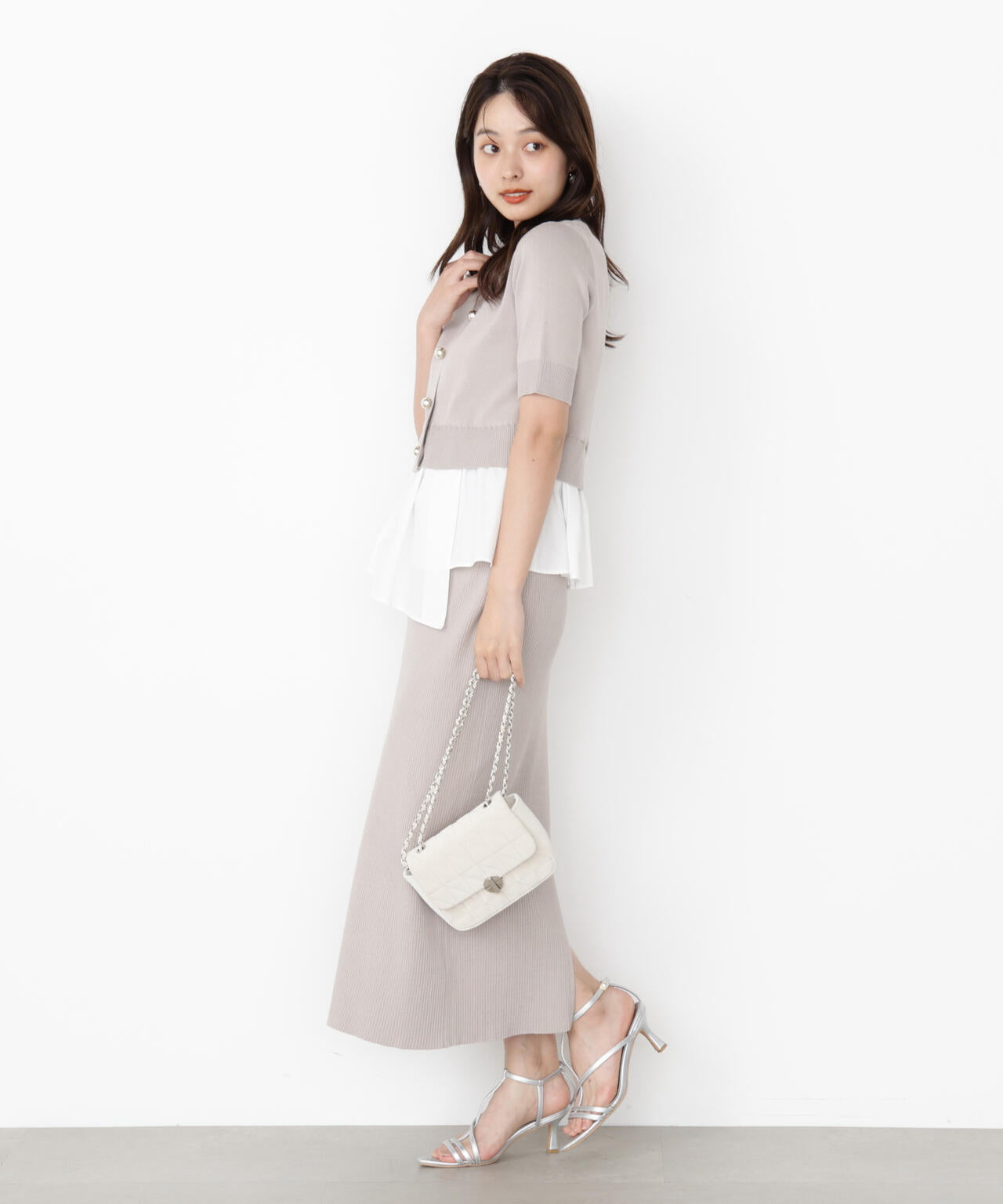 レイヤード風ニットセットアップ