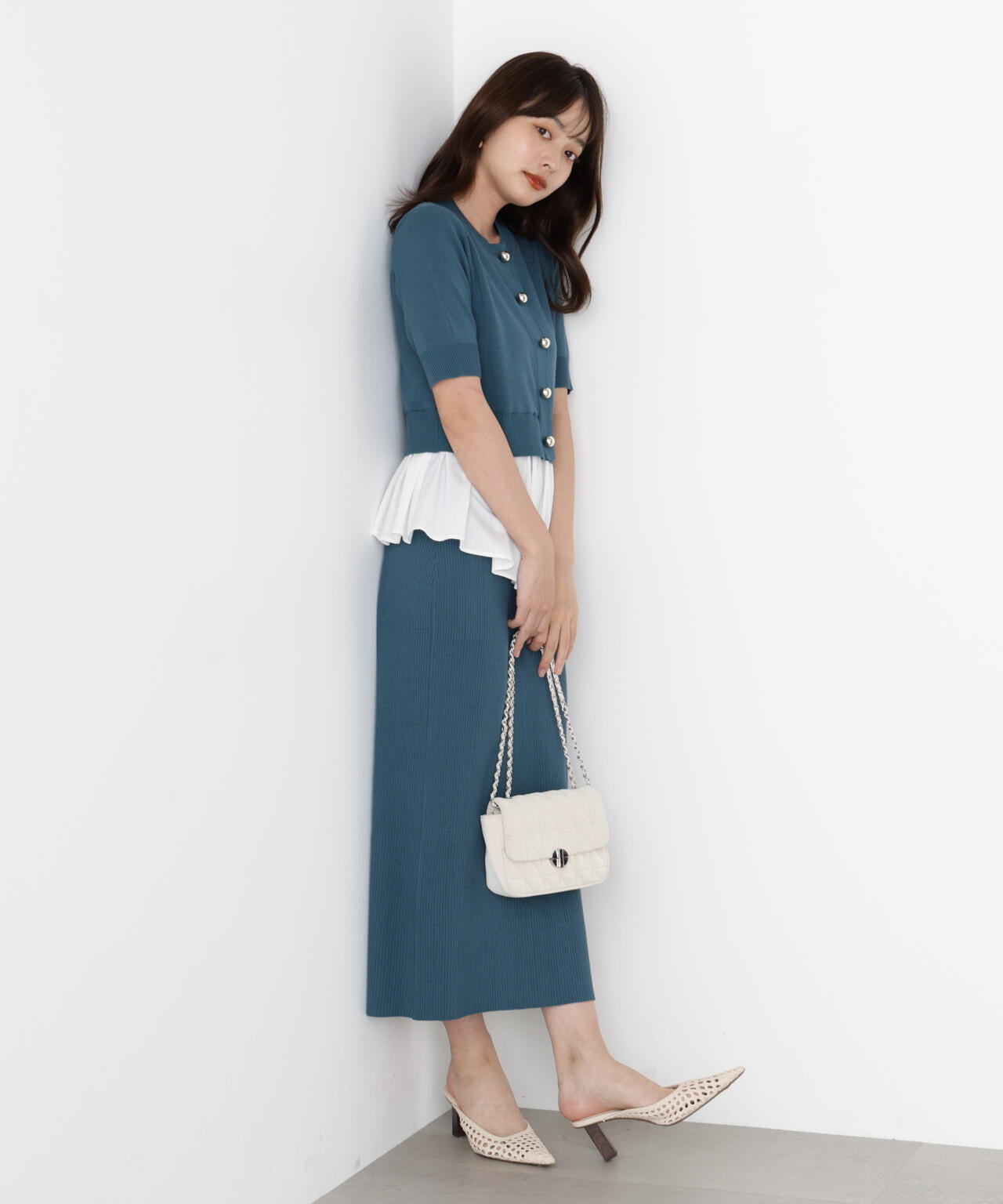 レイヤード風ニットセットアップ