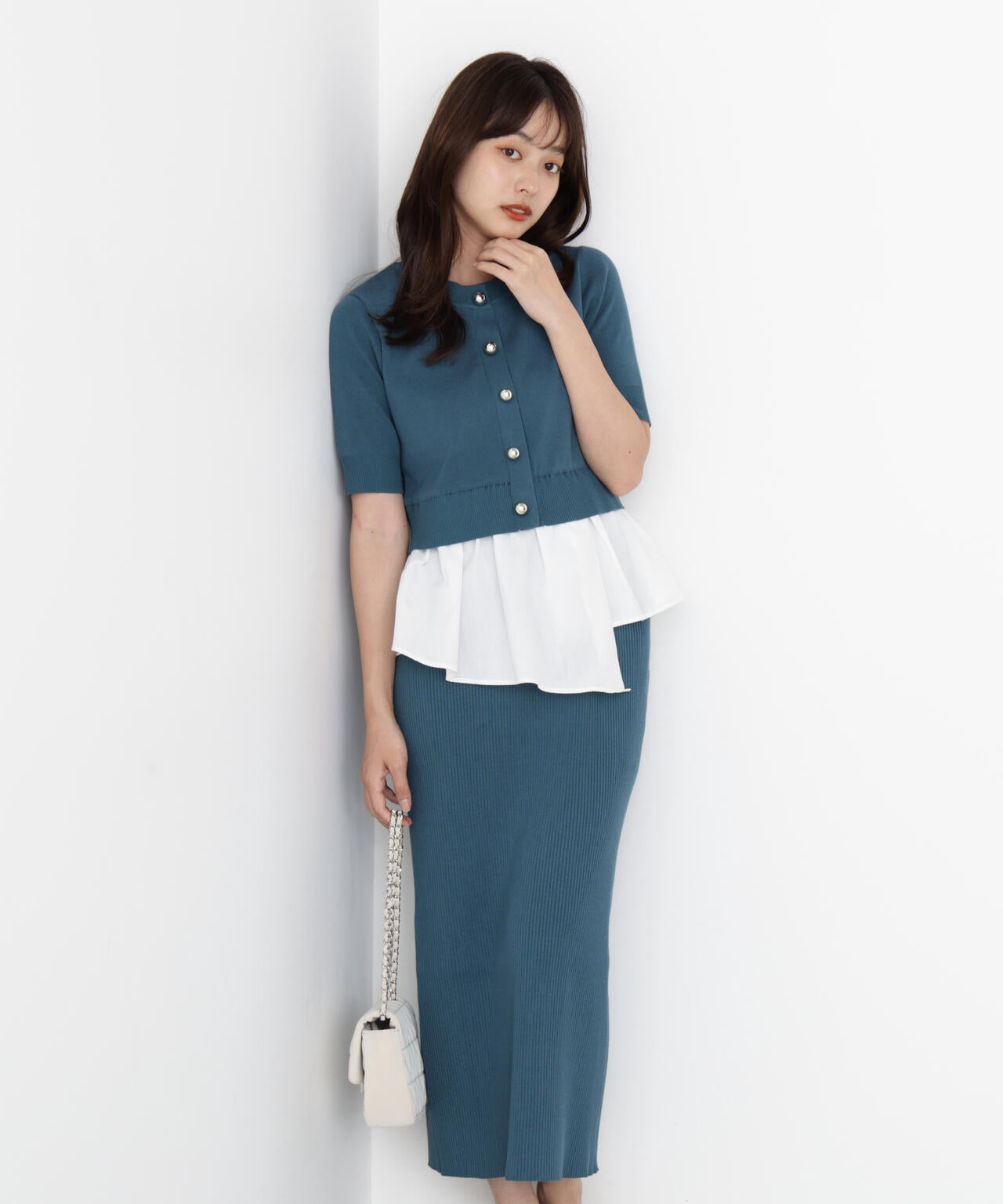 レイヤード風ニットセットアップ