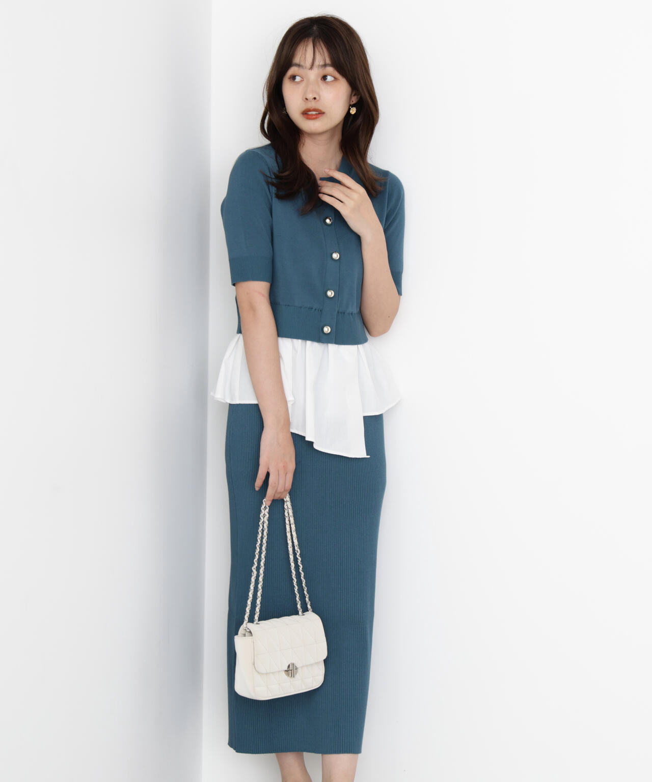 レイヤード風ニットセットアップ