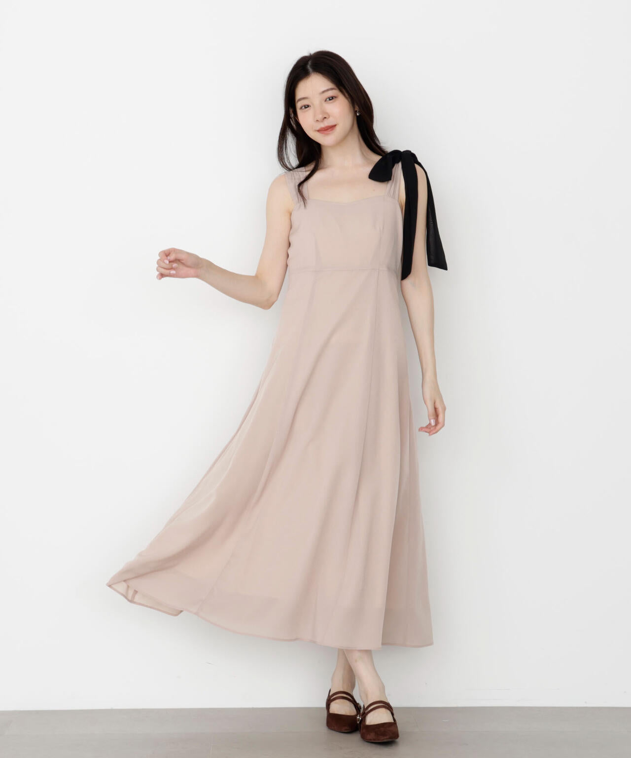 《EDIT COLOGNE》肩リボンキャミワンピース