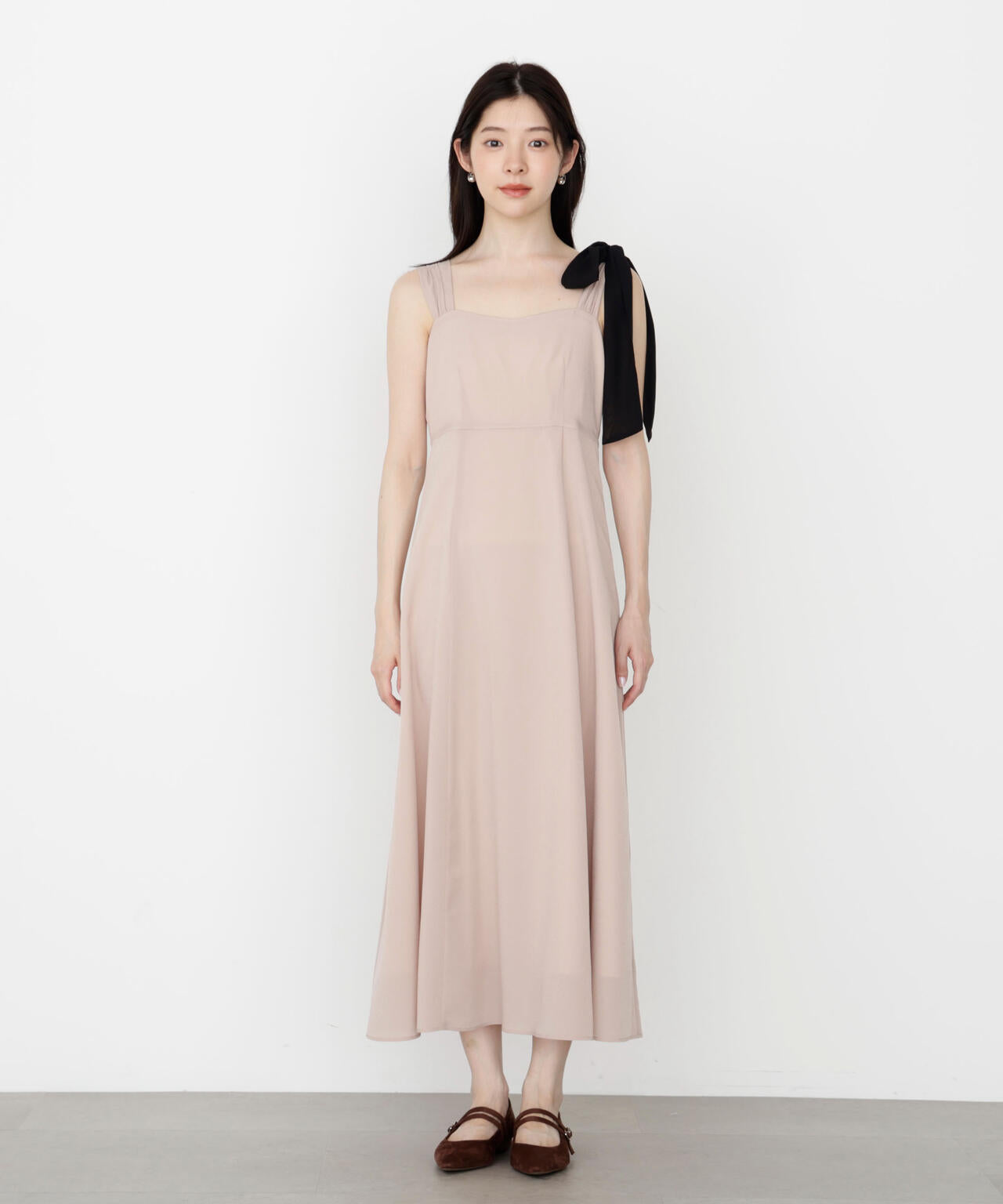 《EDIT COLOGNE》肩リボンキャミワンピース