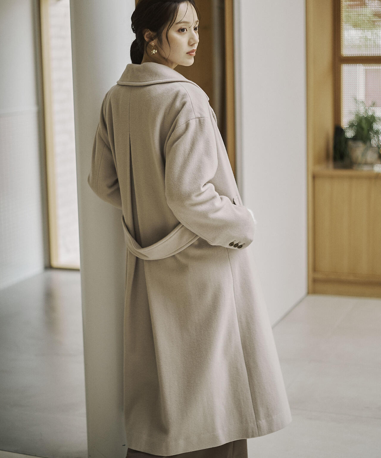 【加藤栞さん着用】ダブル釦チェスターコート