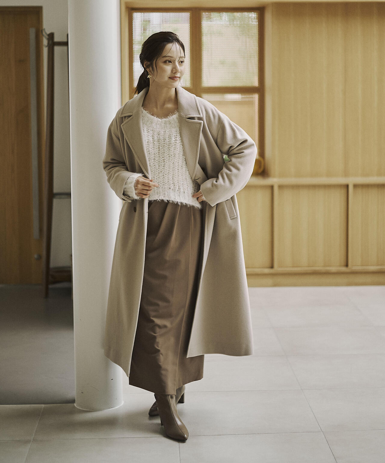 【加藤栞さん着用】ダブル釦チェスターコート