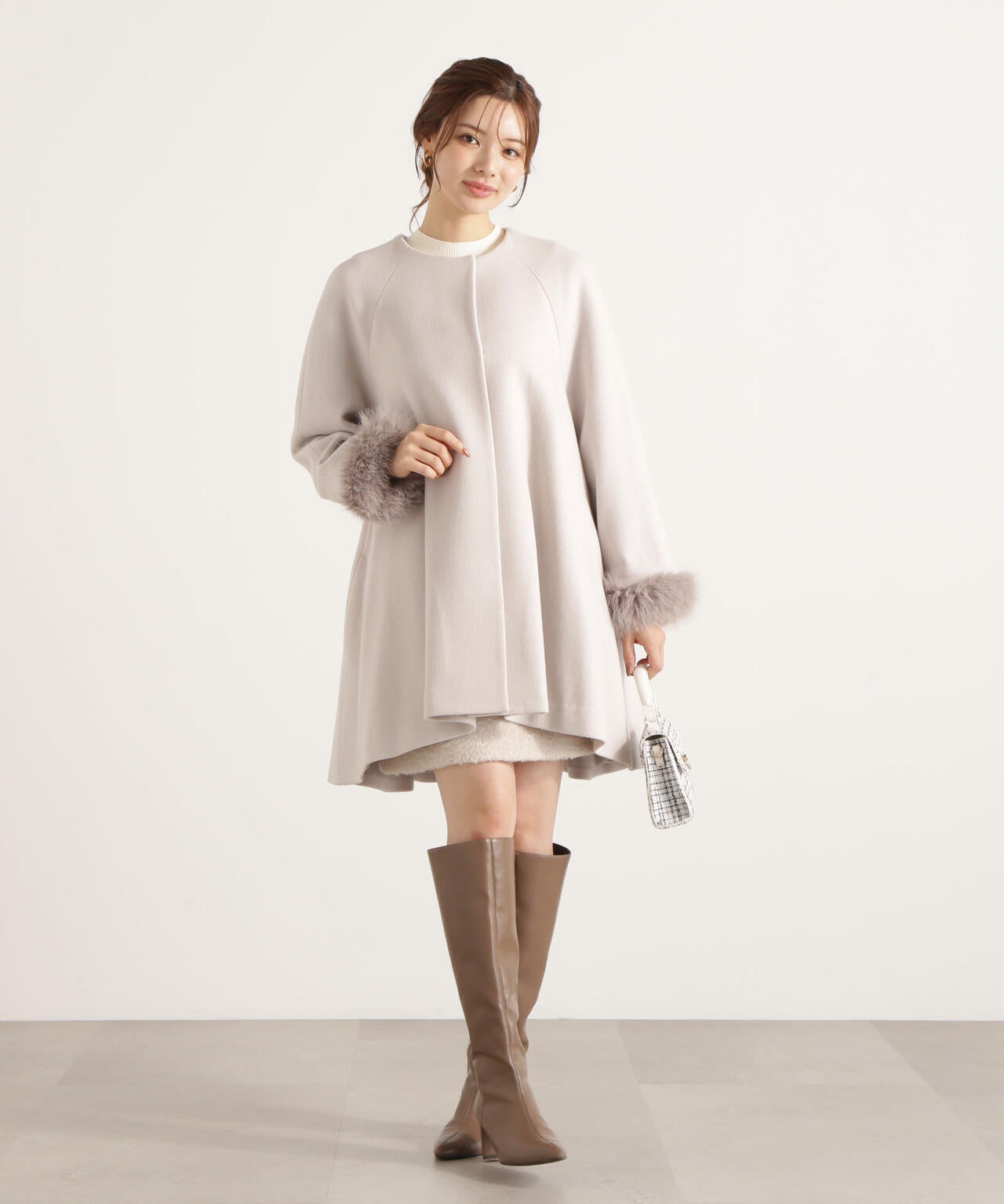 【加藤栞さん着用】イレヘムミドル丈コート