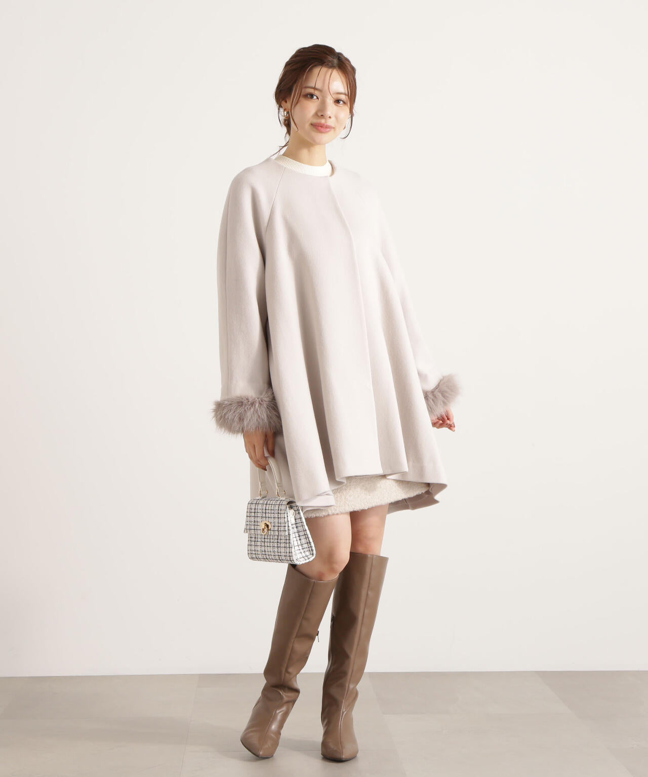 【加藤栞さん着用】イレヘムミドル丈コート