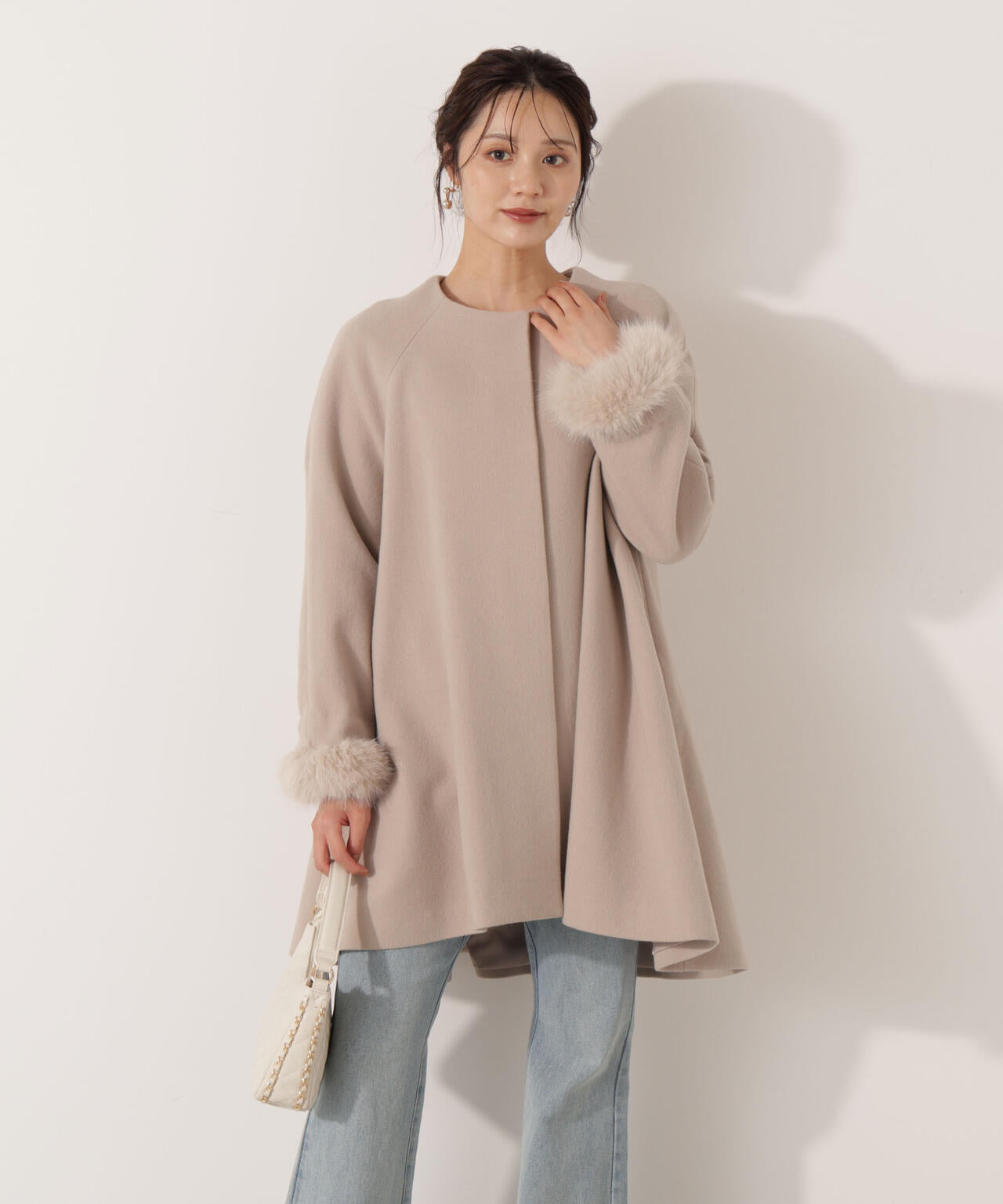 【加藤栞さん着用】イレヘムミドル丈コート