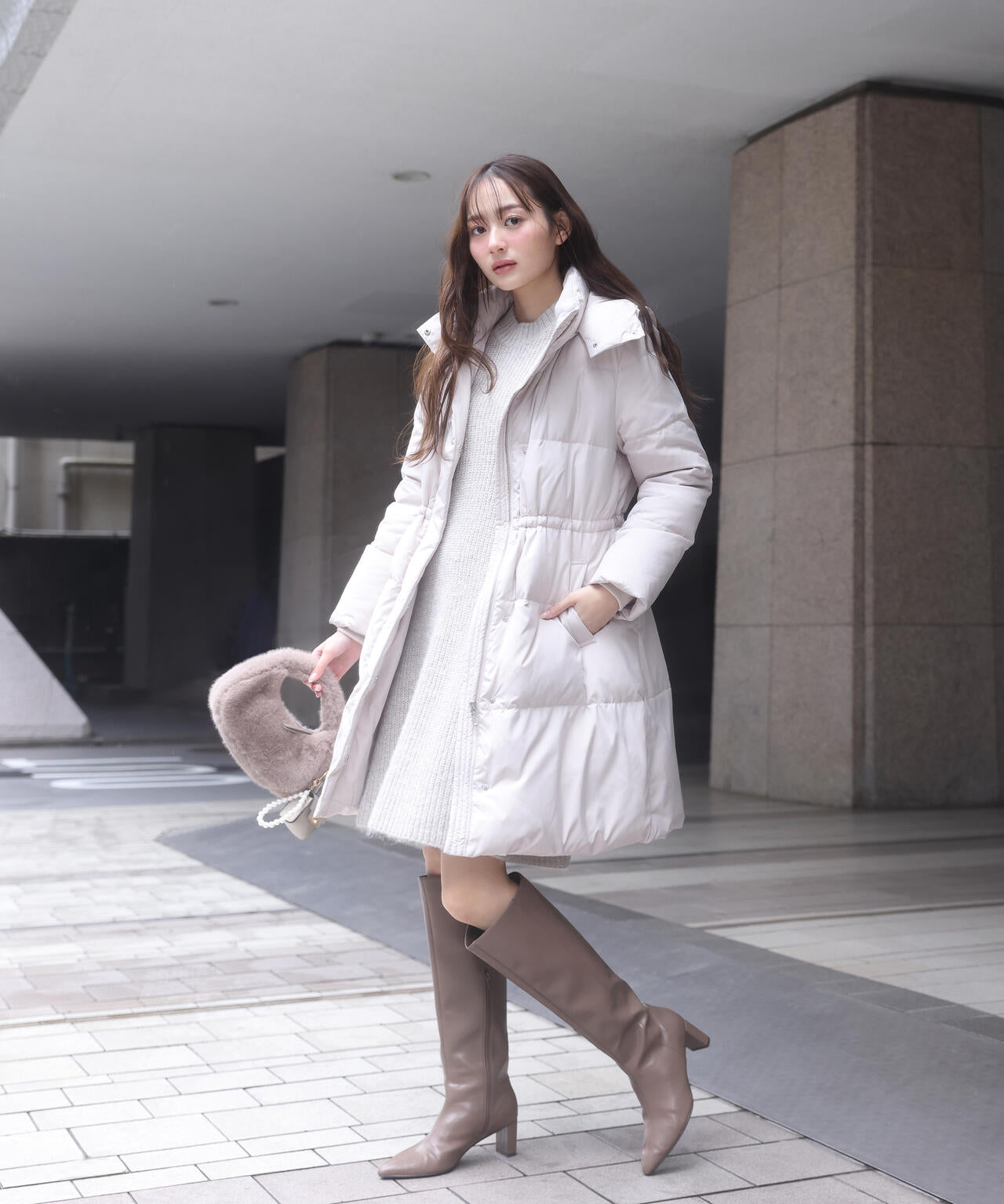 【加藤栞さん着用】フード取り外しダウン