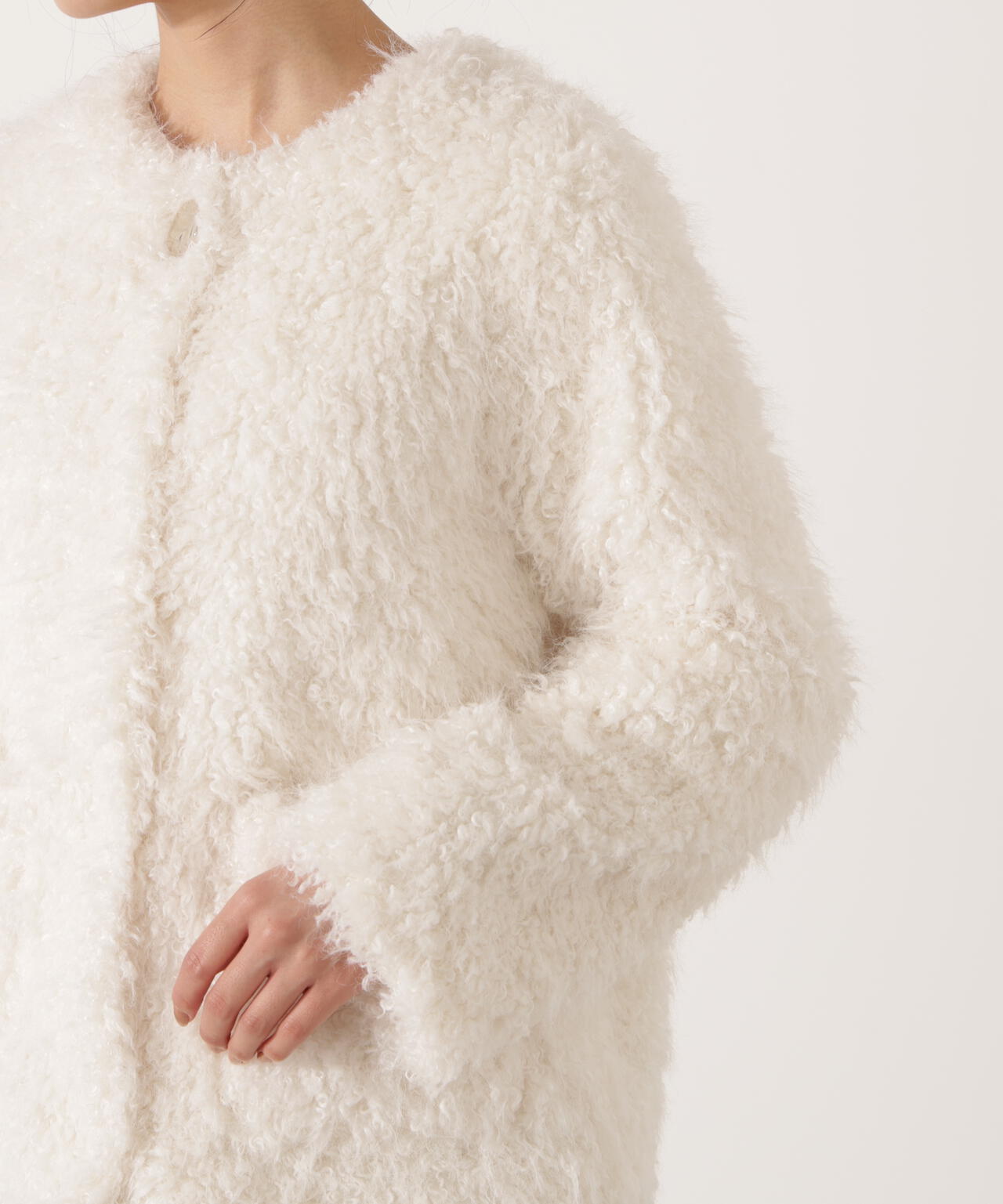 【加藤栞さん着用】ラムファー風ブルゾン