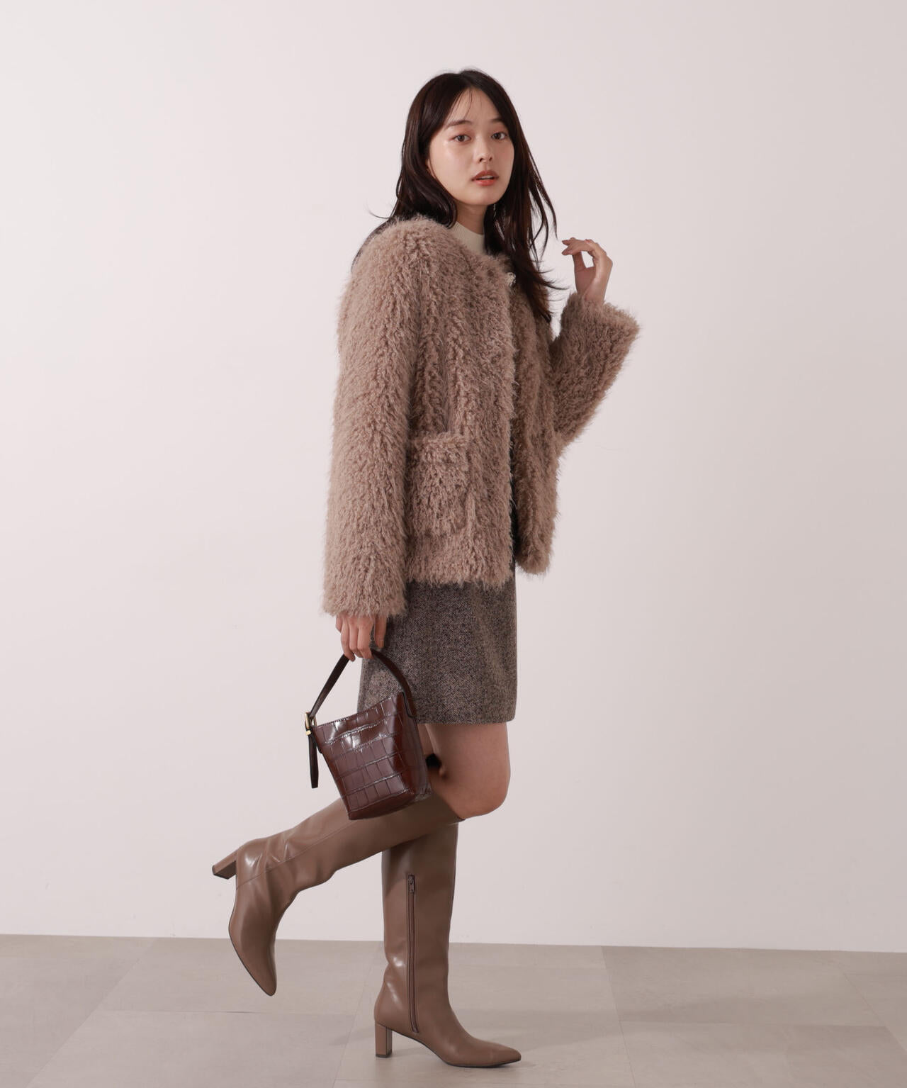 【加藤栞さん着用】ラムファー風ブルゾン