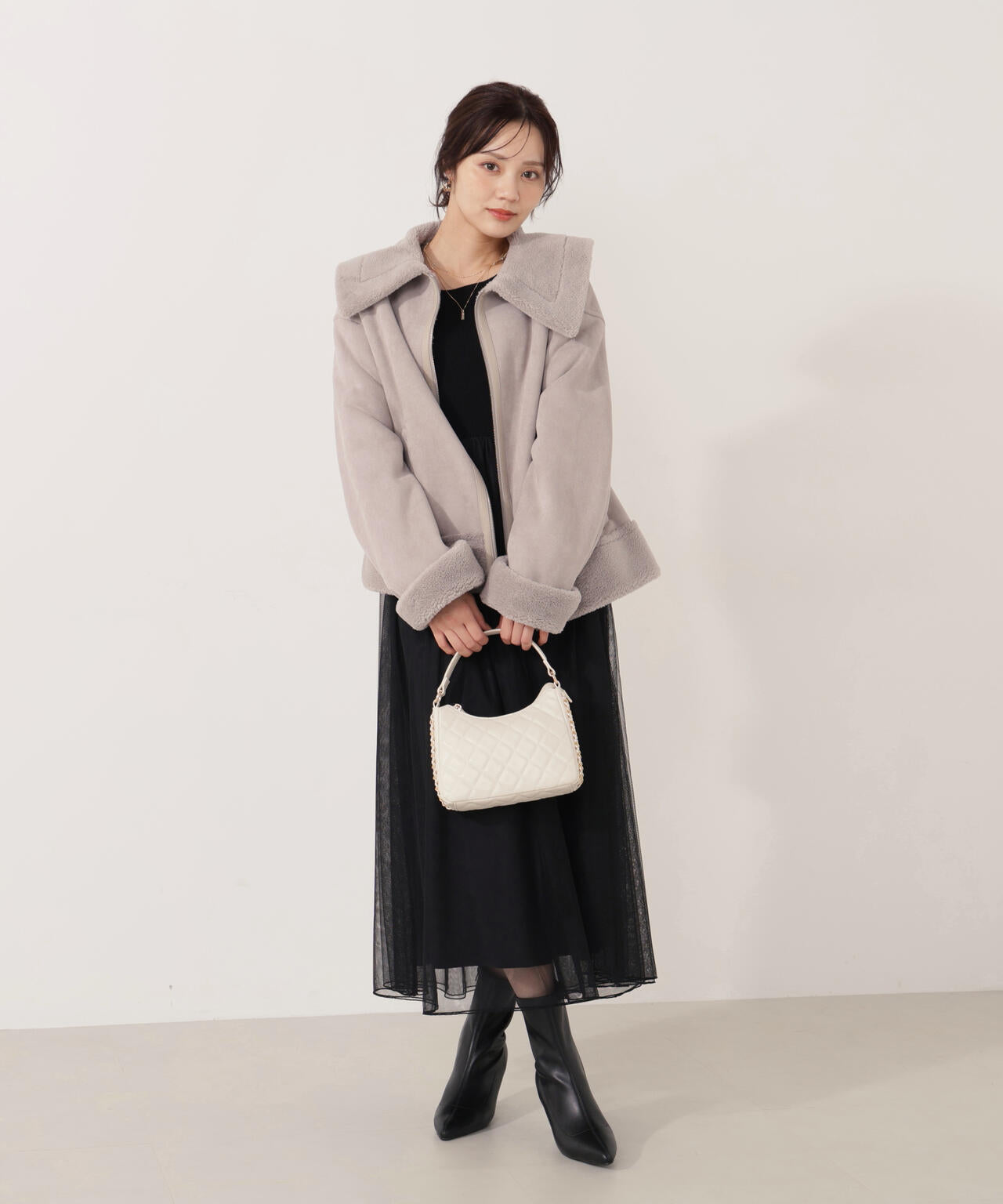 【加藤栞さん着用】フェイクムートン