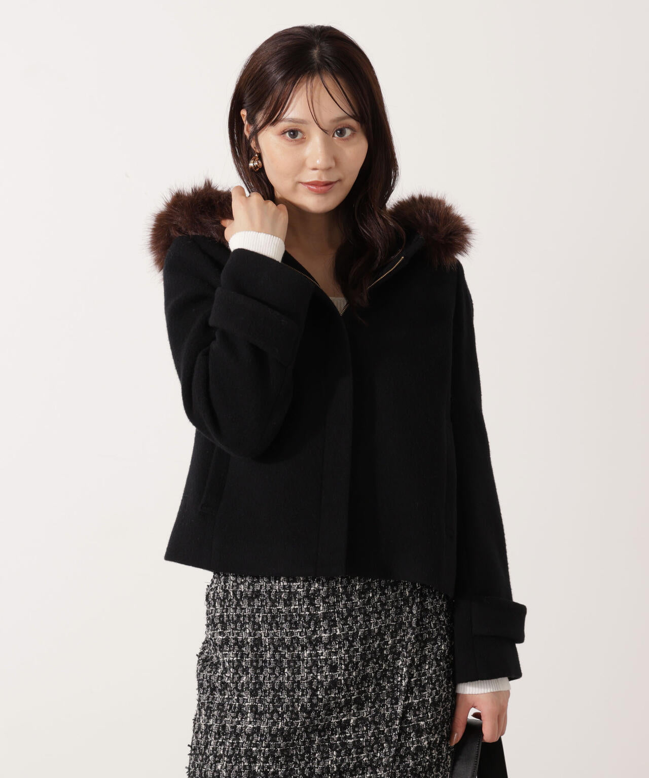 モッサフードフェイクファーショートコート