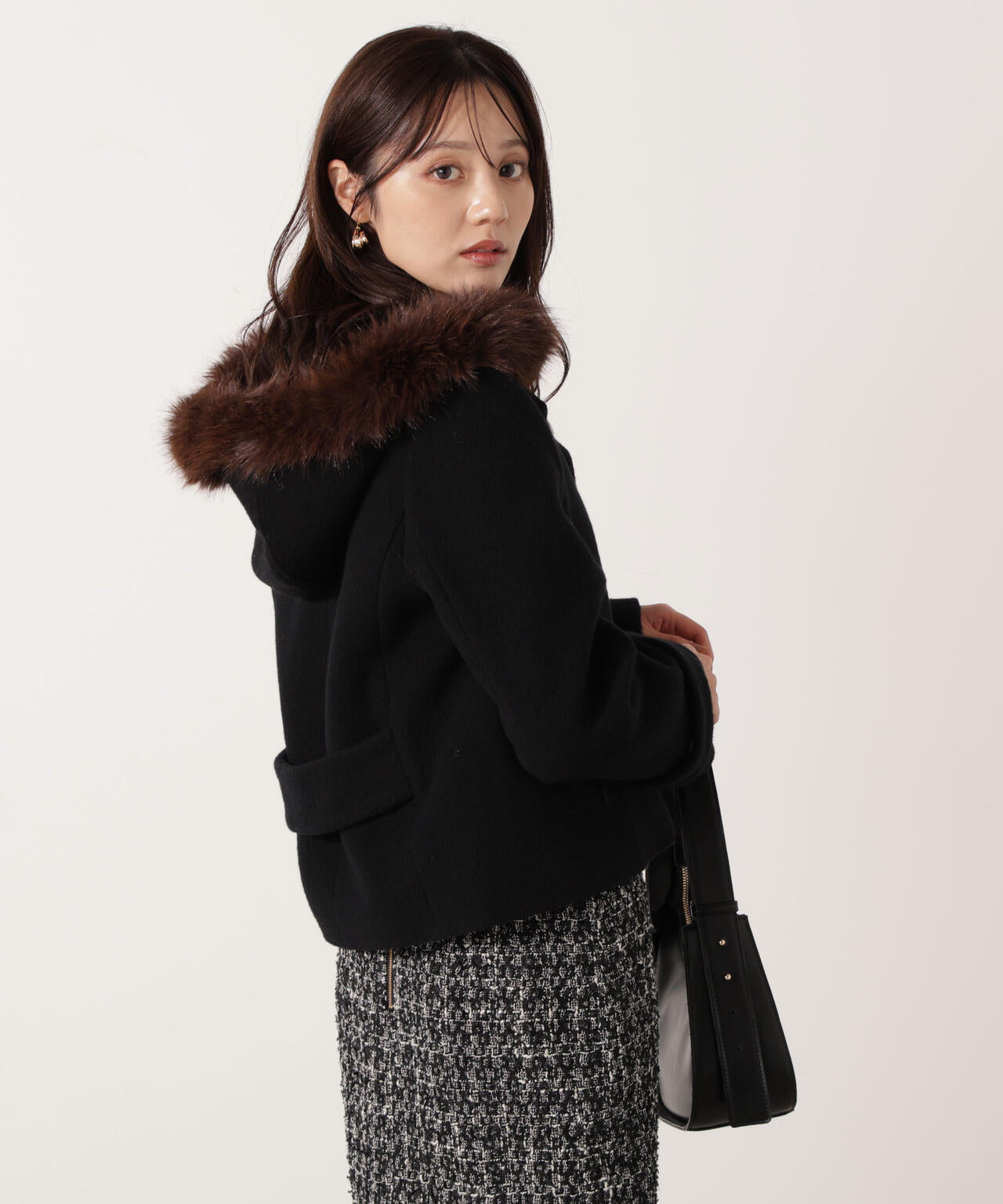 モッサフードフェイクファーショートコート