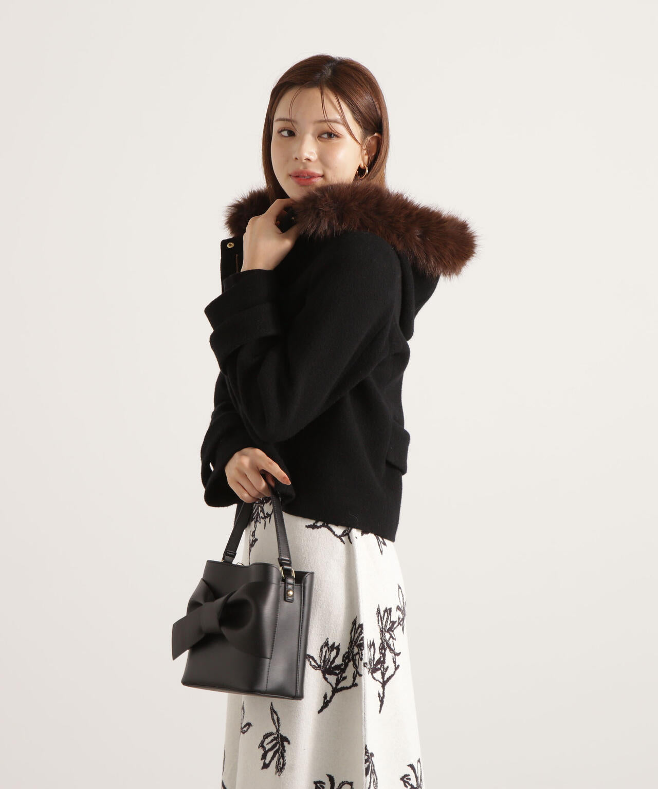 モッサフードフェイクファーショートコート