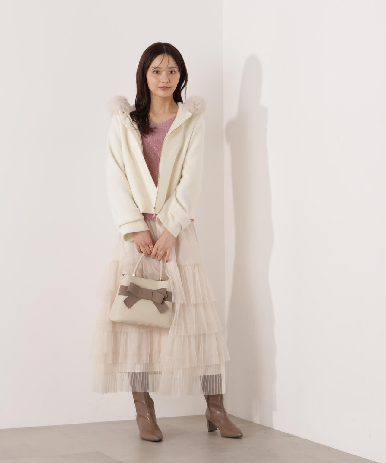 モッサフードフェイクファーショートコート