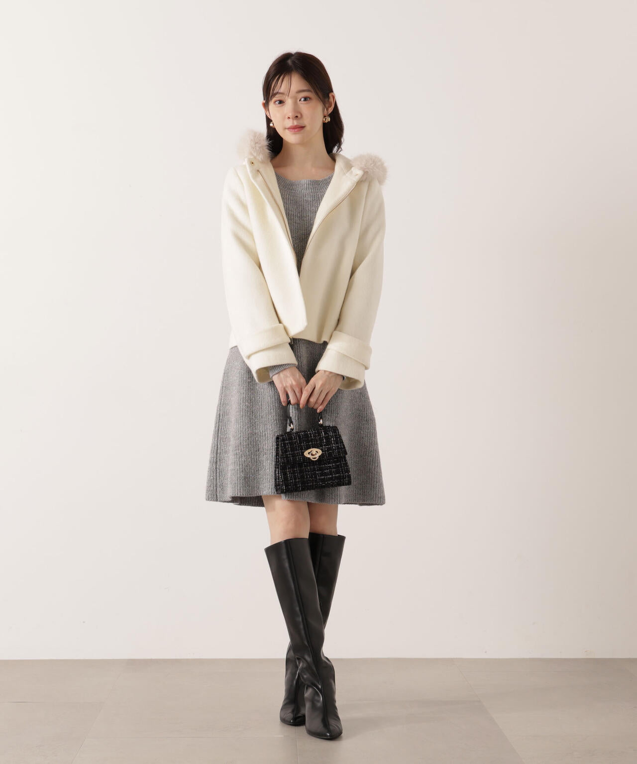 モッサフードフェイクファーショートコート