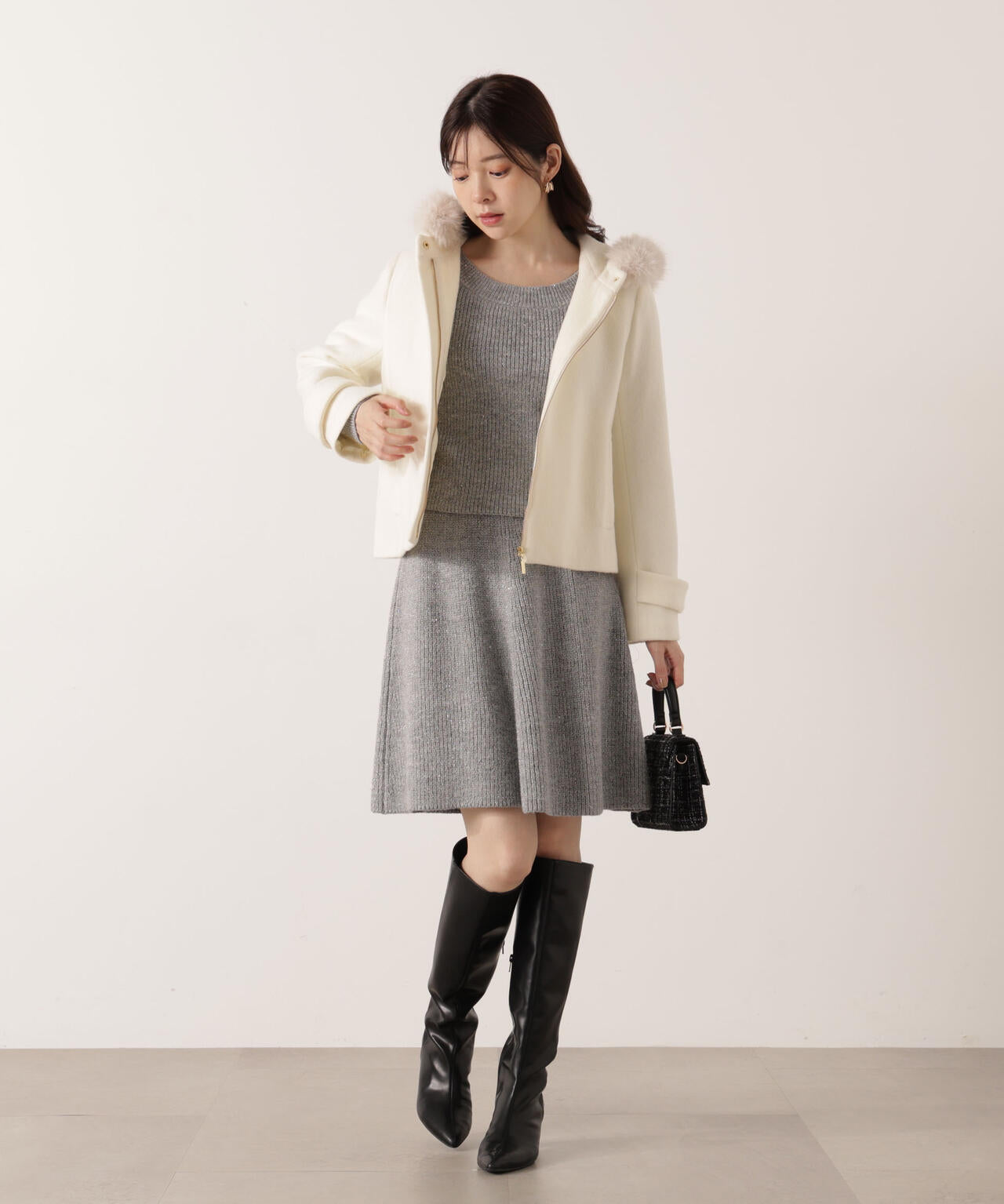 モッサフードフェイクファーショートコート