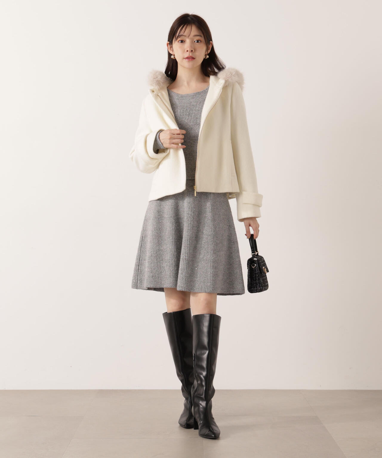 モッサフードフェイクファーショートコート