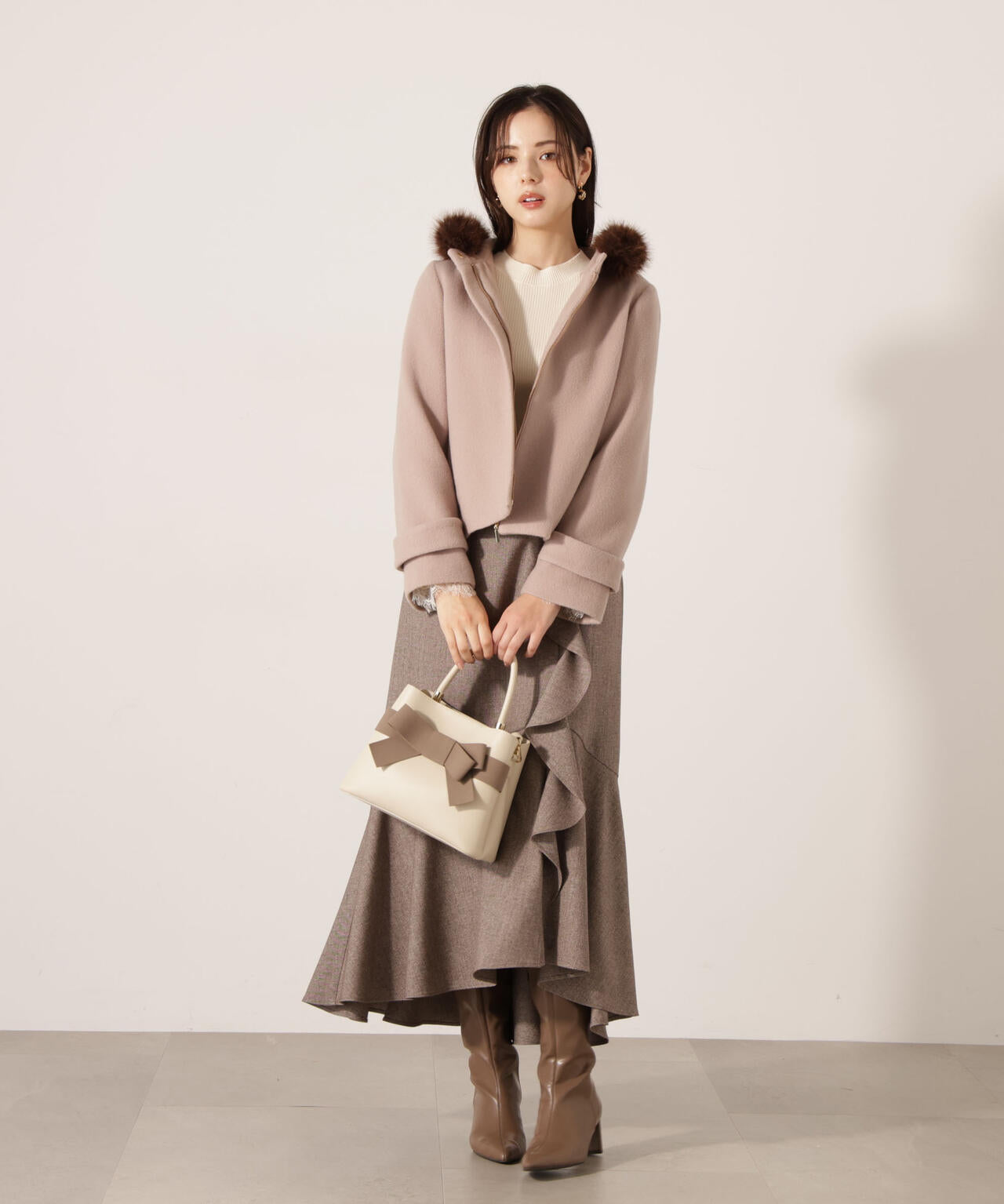 モッサフードフェイクファーショートコート