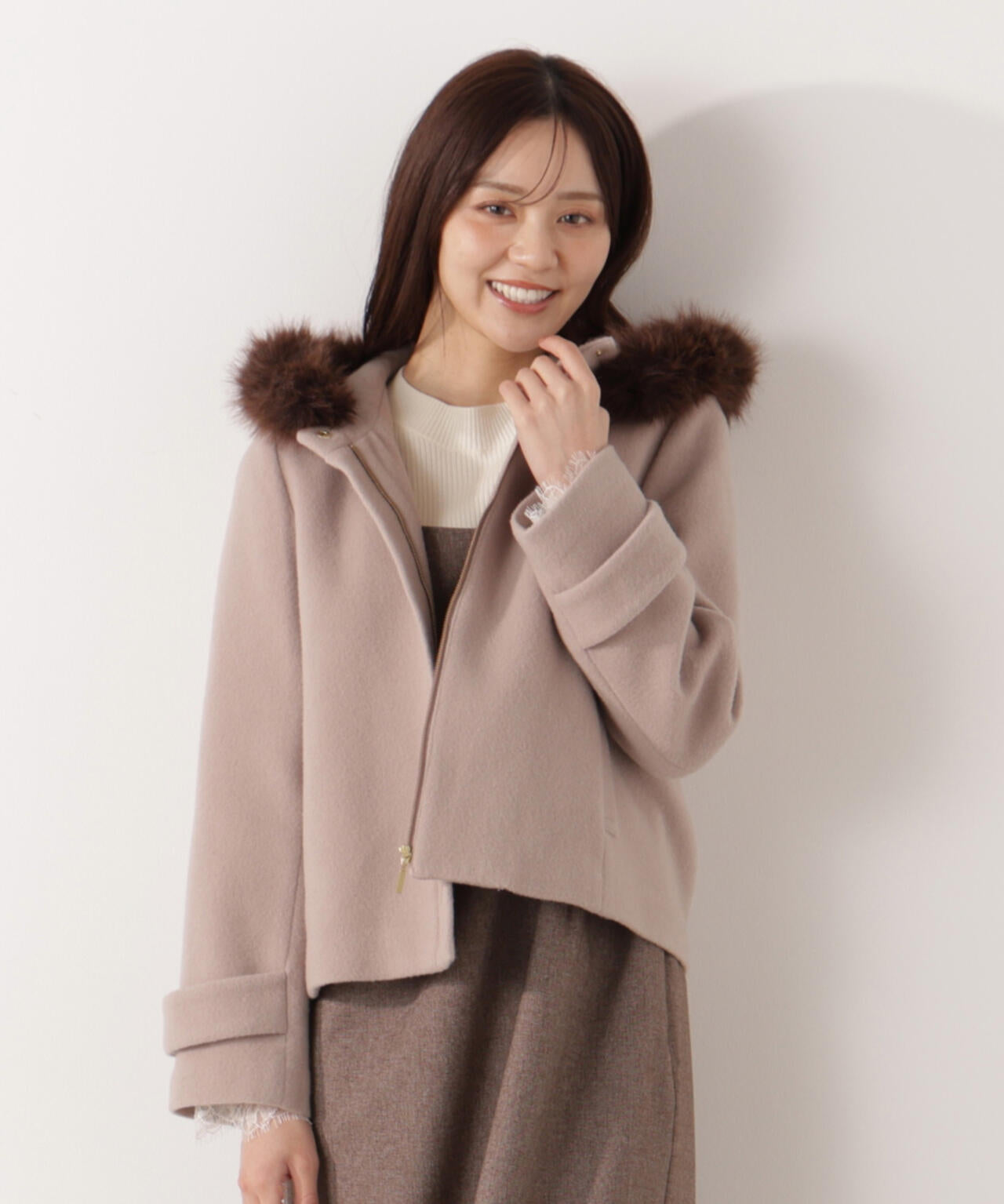 モッサフードフェイクファーショートコート