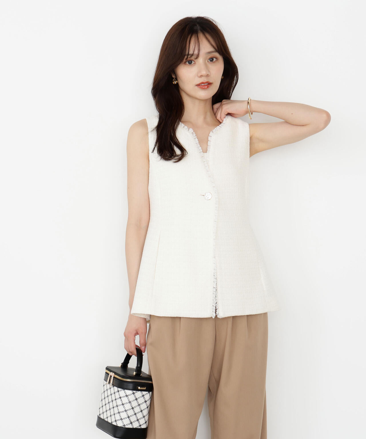 【松川星さん着用】ニュアンス釦ツイードジレ