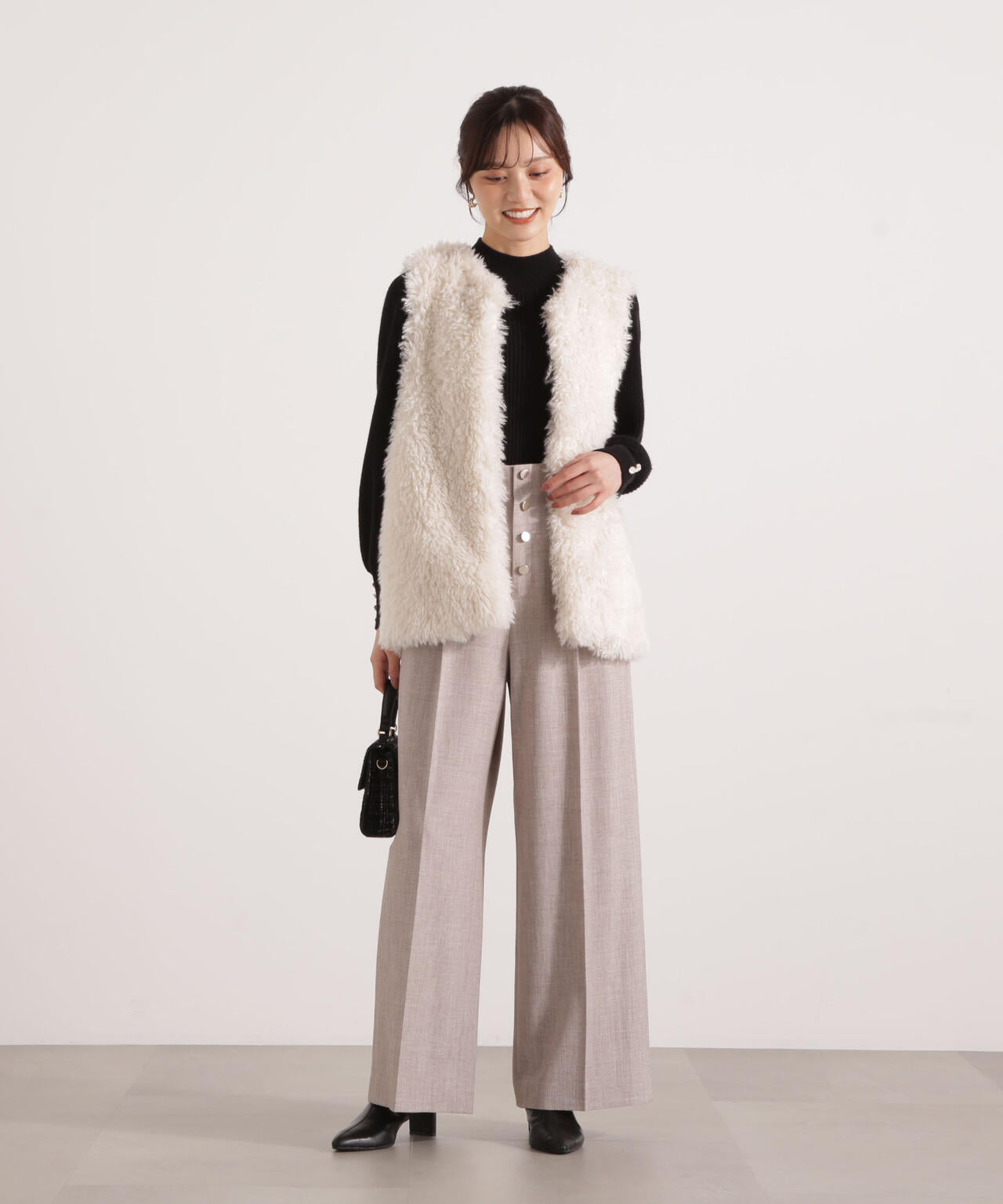 【松川星さん着用】フェイクファージレ