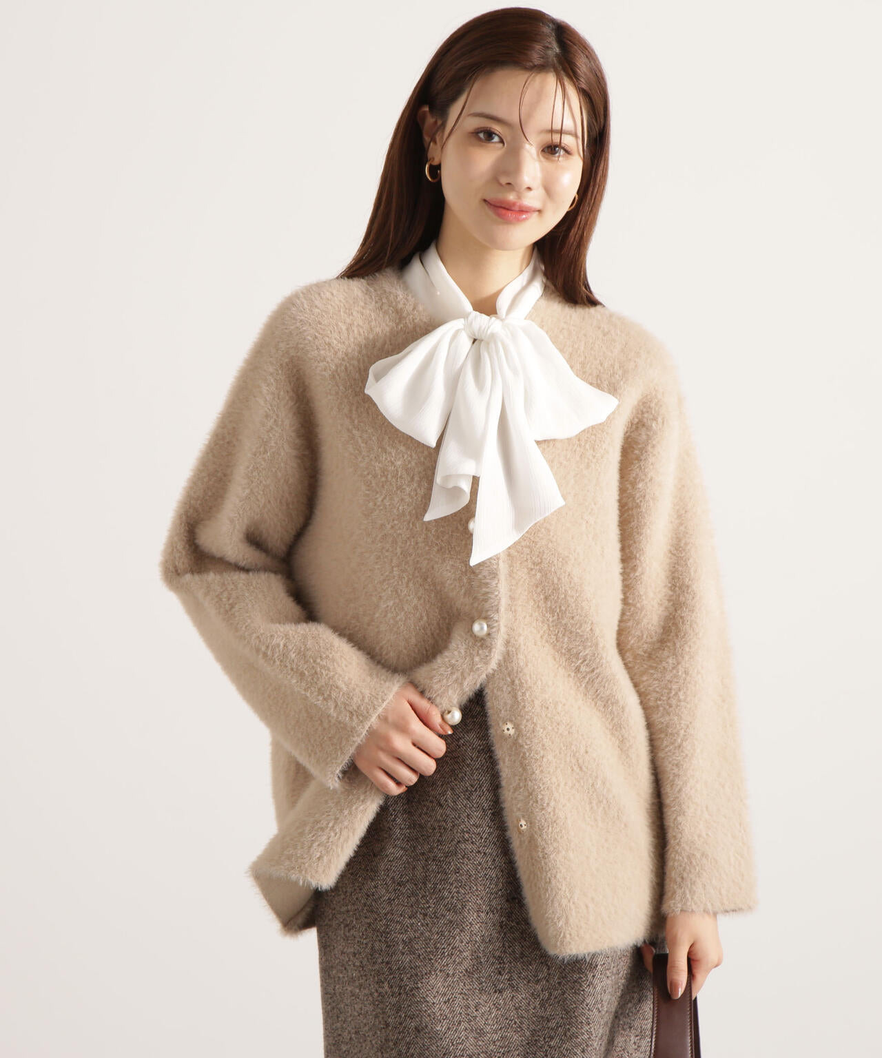 【青島心さん着用】フェザージャコット【アイボリー:WEB限定】