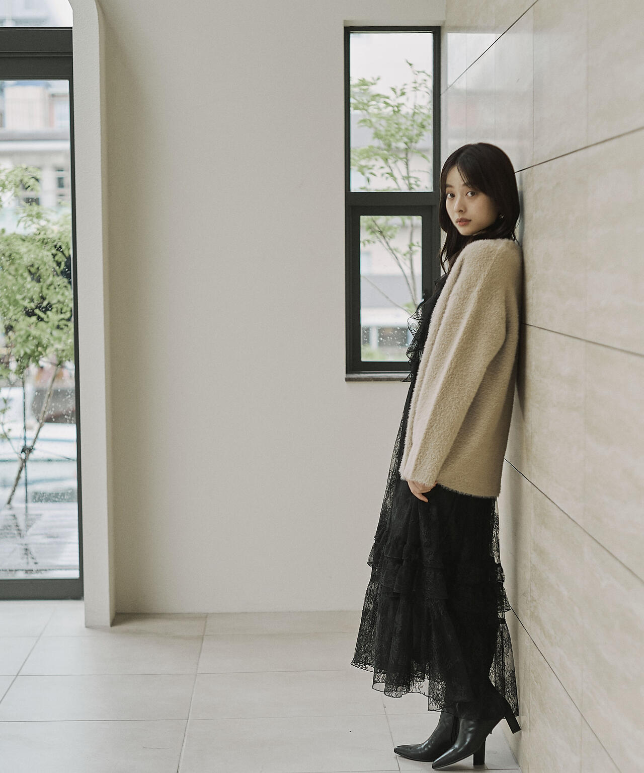 【青島心さん着用】フェザージャコット【アイボリー:WEB限定】