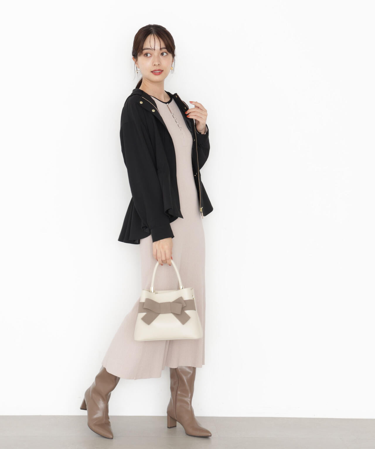 【松川星さん着用】フード付きマウンテンパーカー