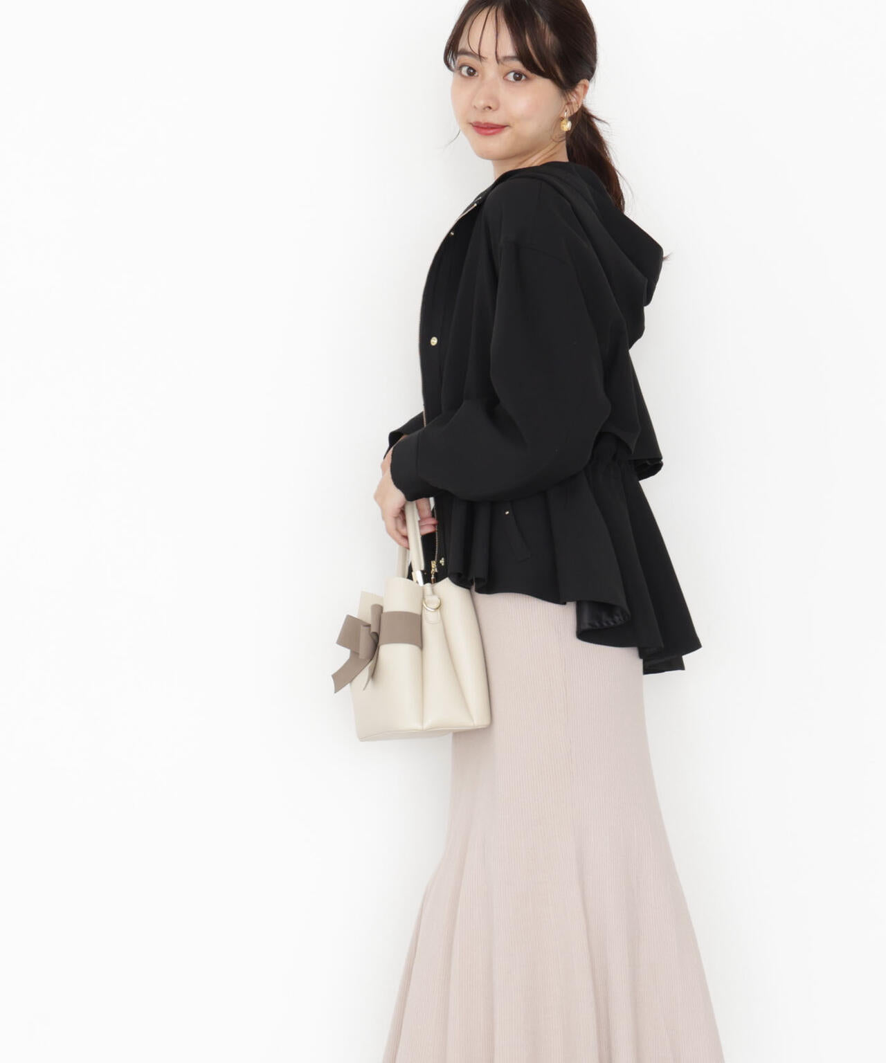 【松川星さん着用】フード付きマウンテンパーカー