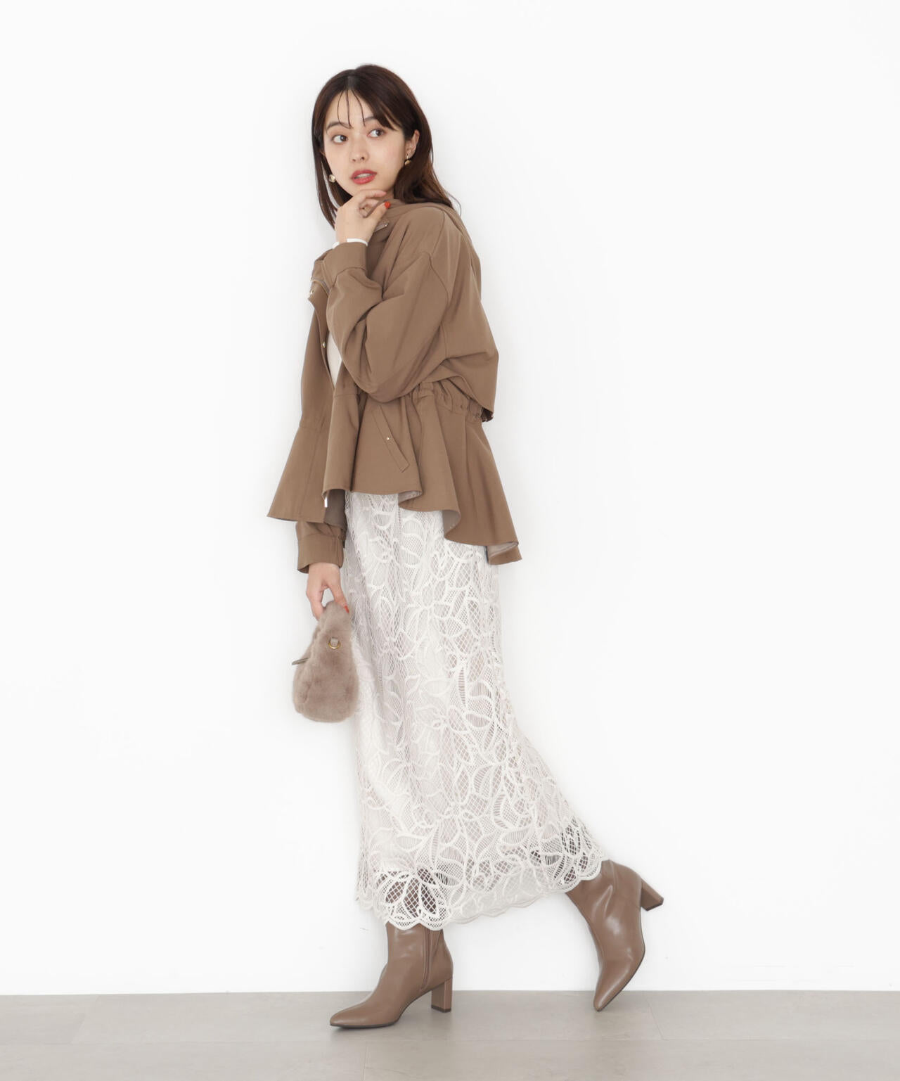 【松川星さん着用】フード付きマウンテンパーカー