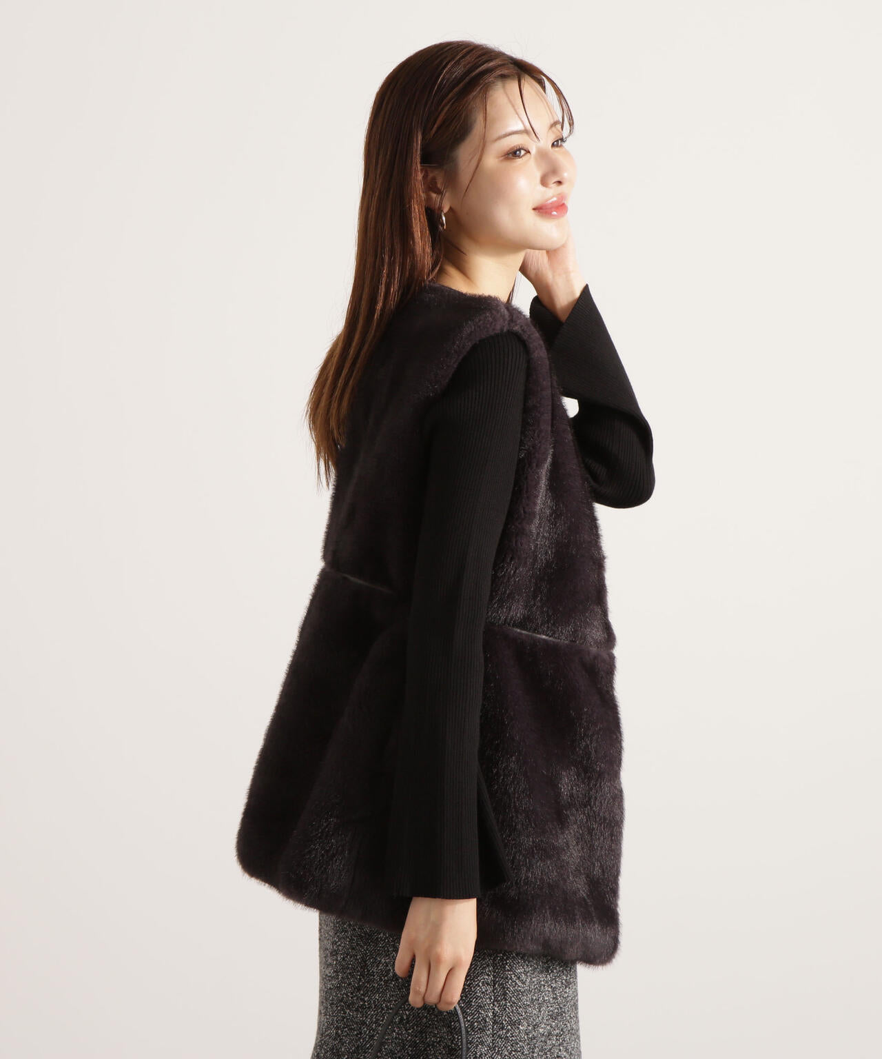 フェイクファーペプラムジレ