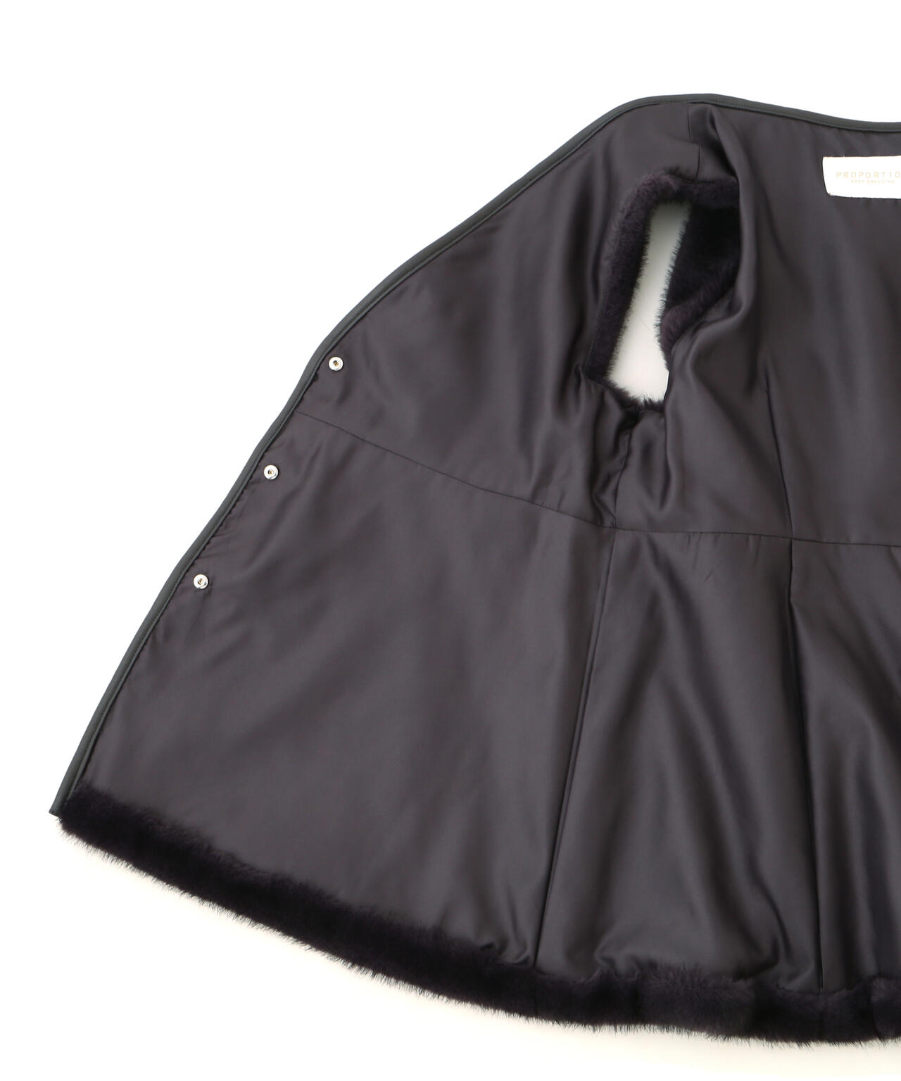 フェイクファーペプラムジレ