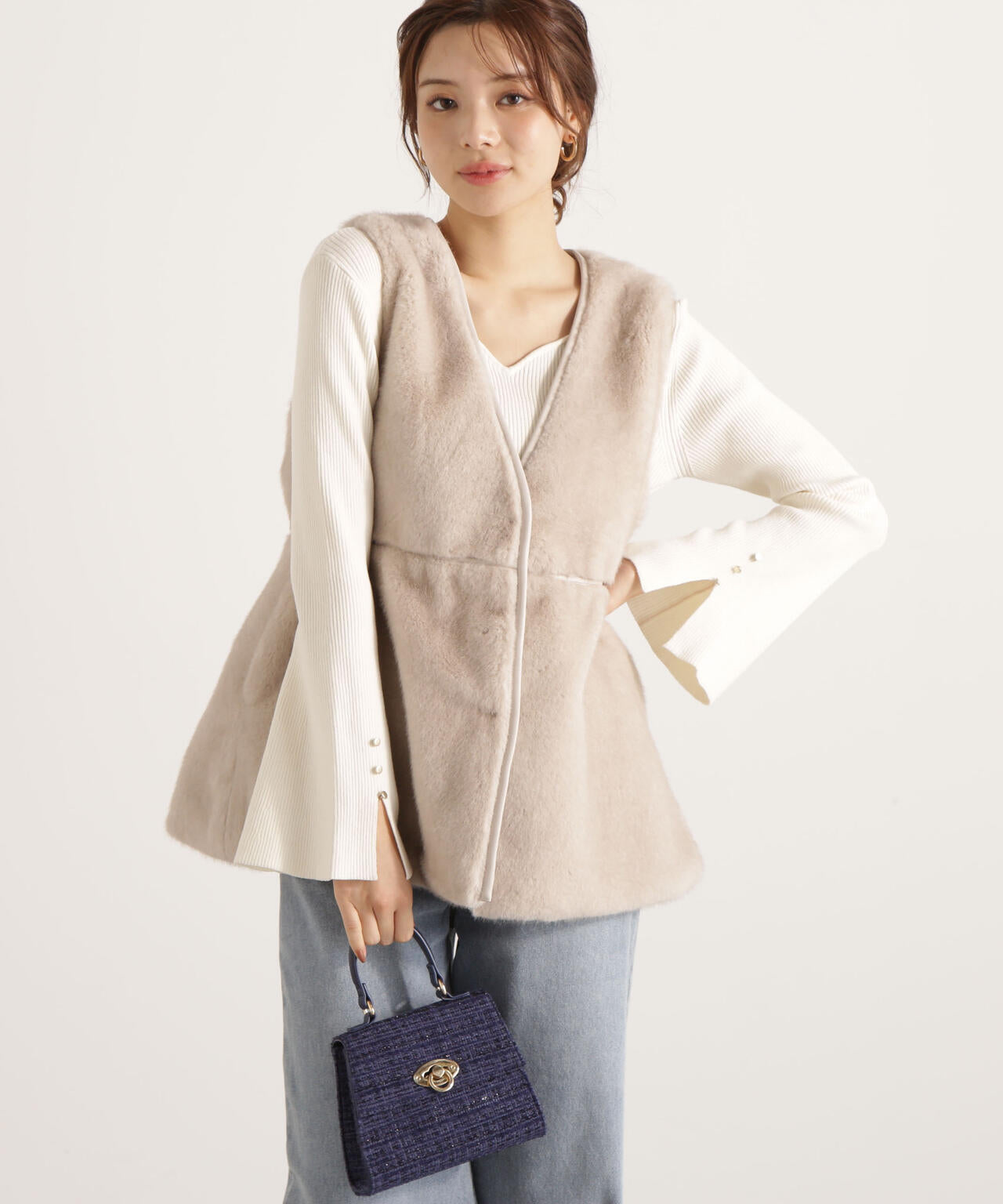 フェイクファーペプラムジレ