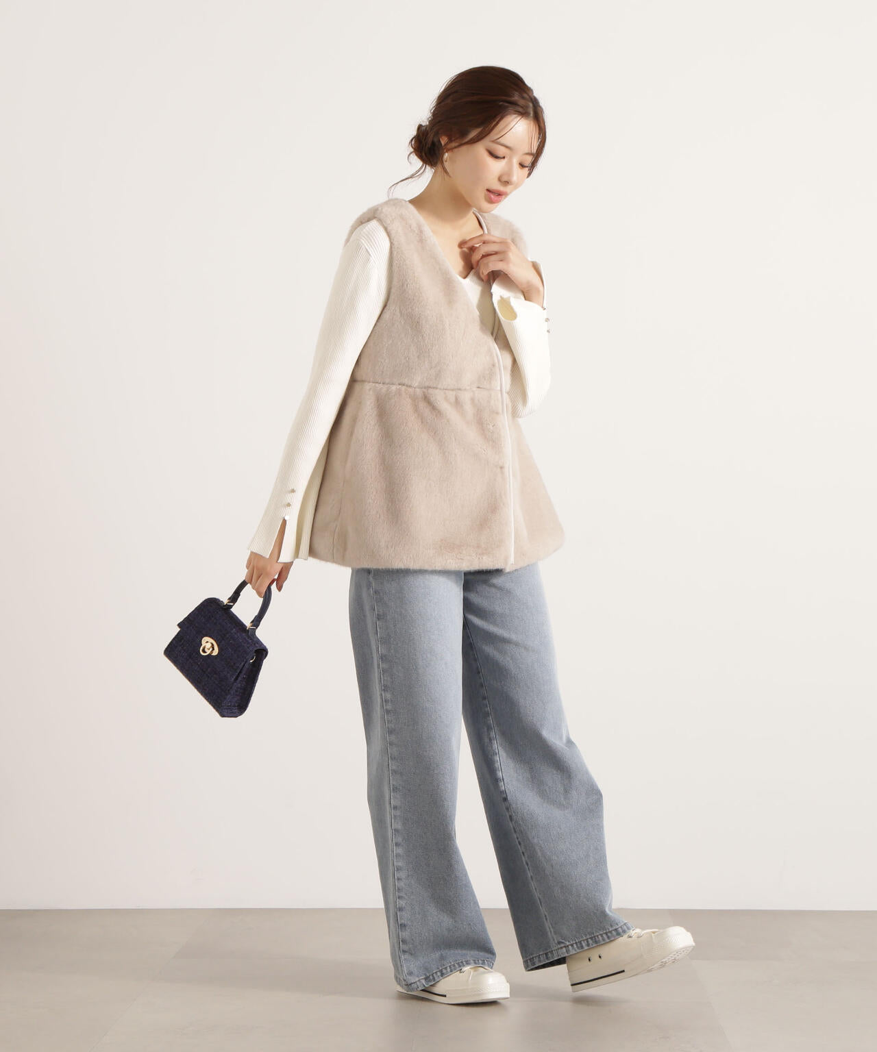 フェイクファーペプラムジレ