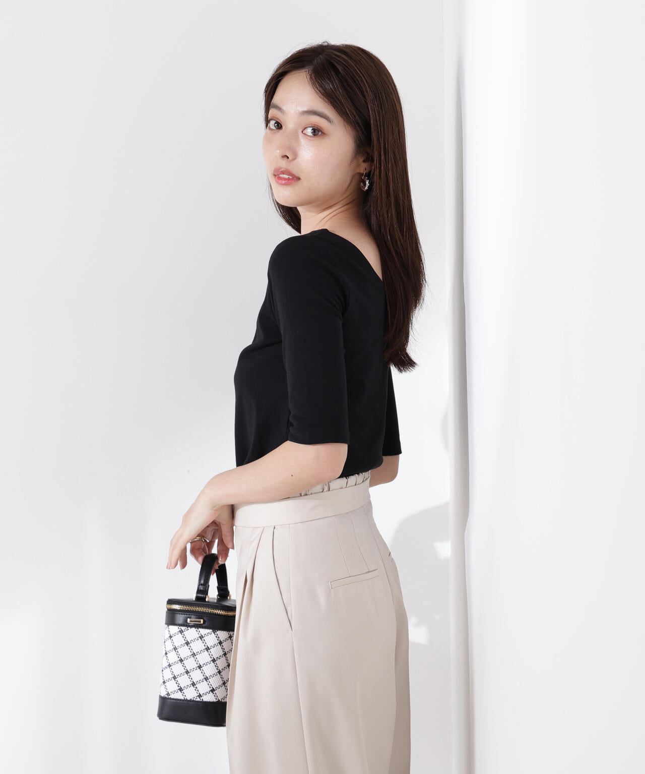 02a123a0-5c3e-55fe-8bae-8f010c8f993a_Image