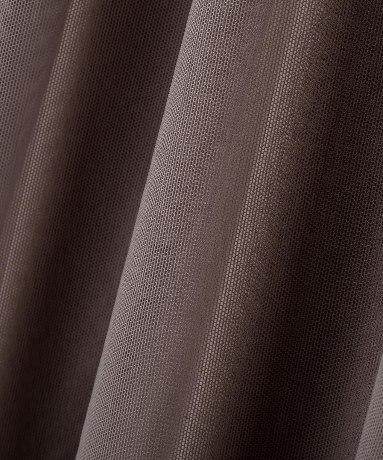 タック入りチュールトップス