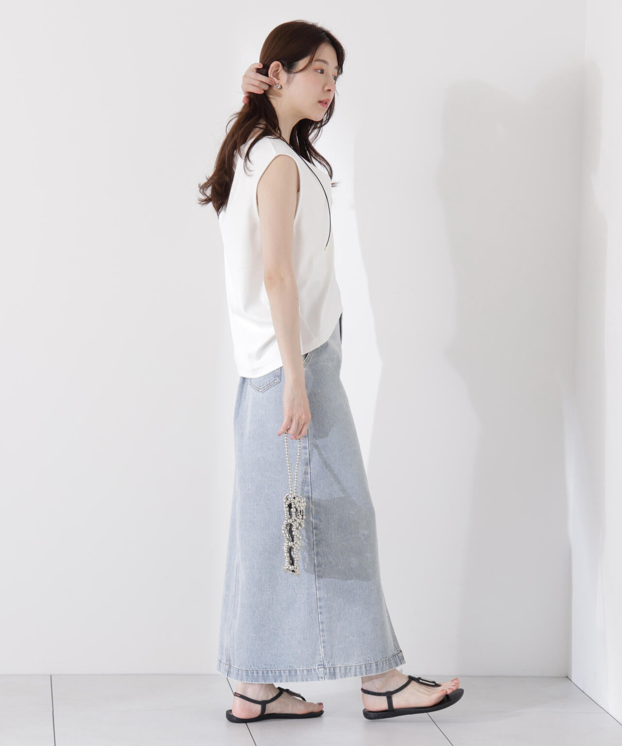 <ウォッシャブル>Vネックフォルムカットソー