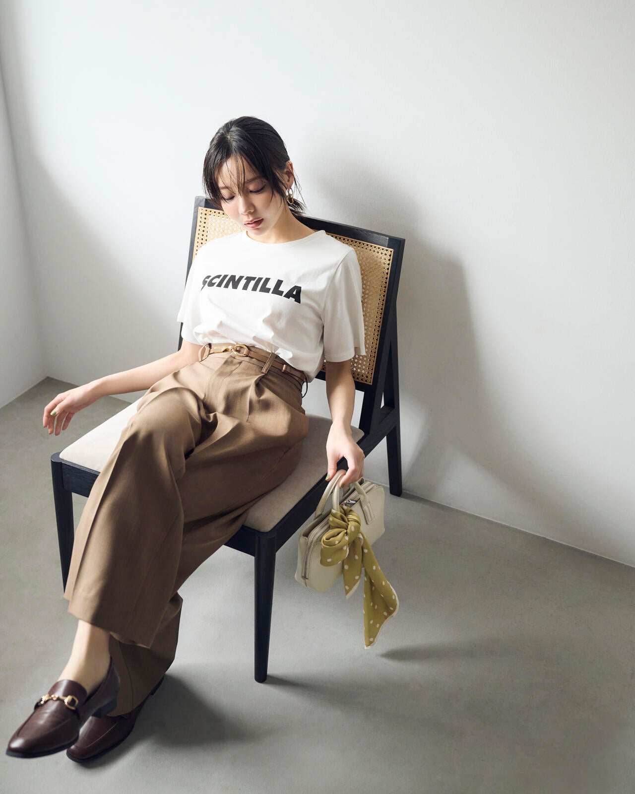 <ウォッシャブル>ゴシックロゴTシャツ