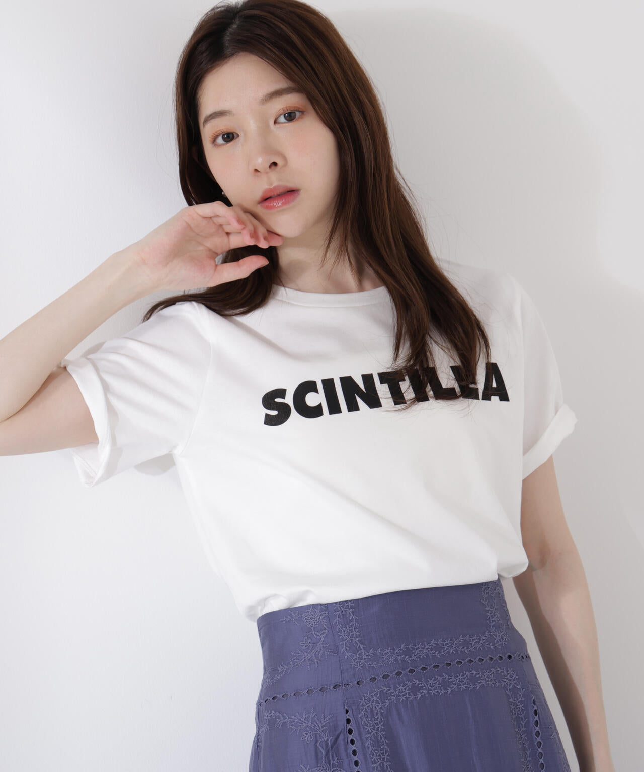 <ウォッシャブル>ゴシックロゴTシャツ