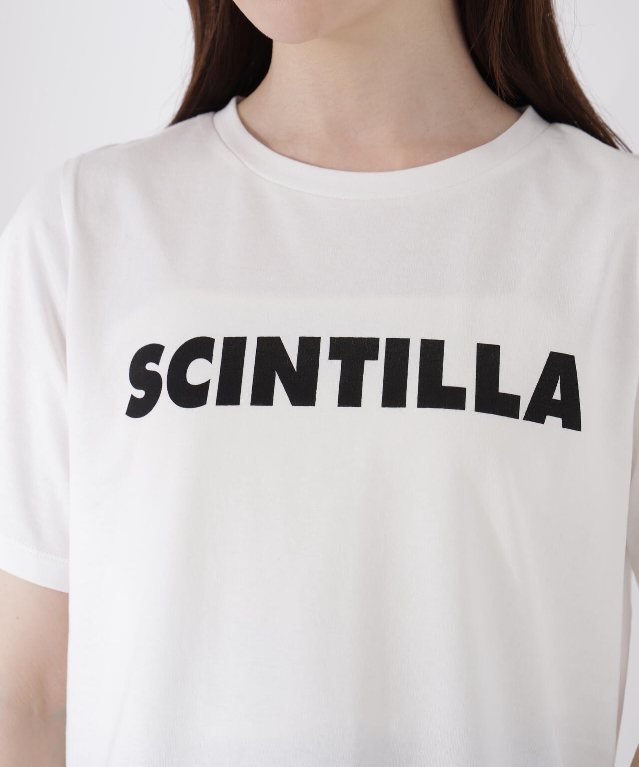 <ウォッシャブル>ゴシックロゴTシャツ