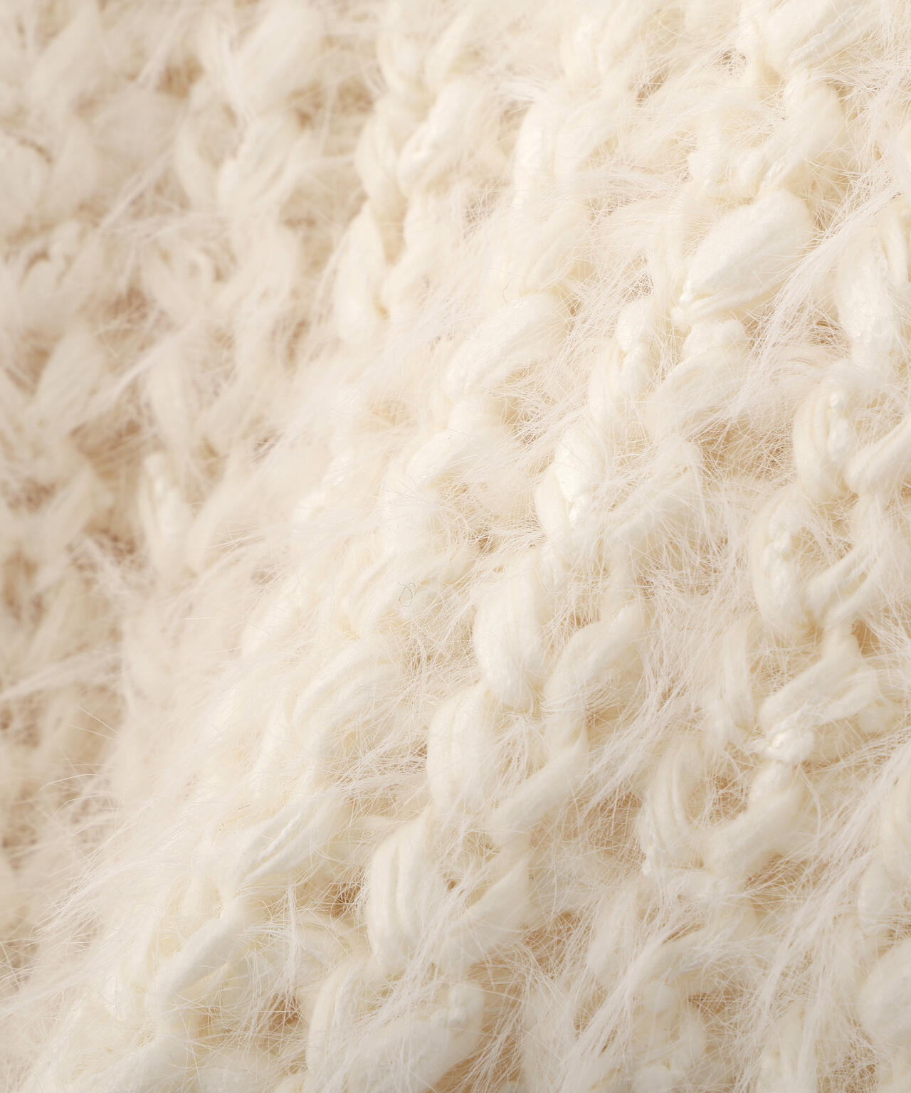 ローゲージざっくりニット