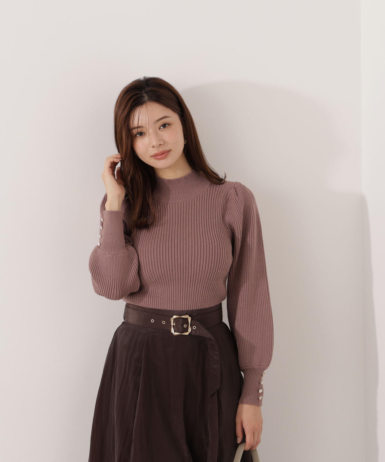 <ハンドウォッシャブル>ハイネックボリュームスリーブニット